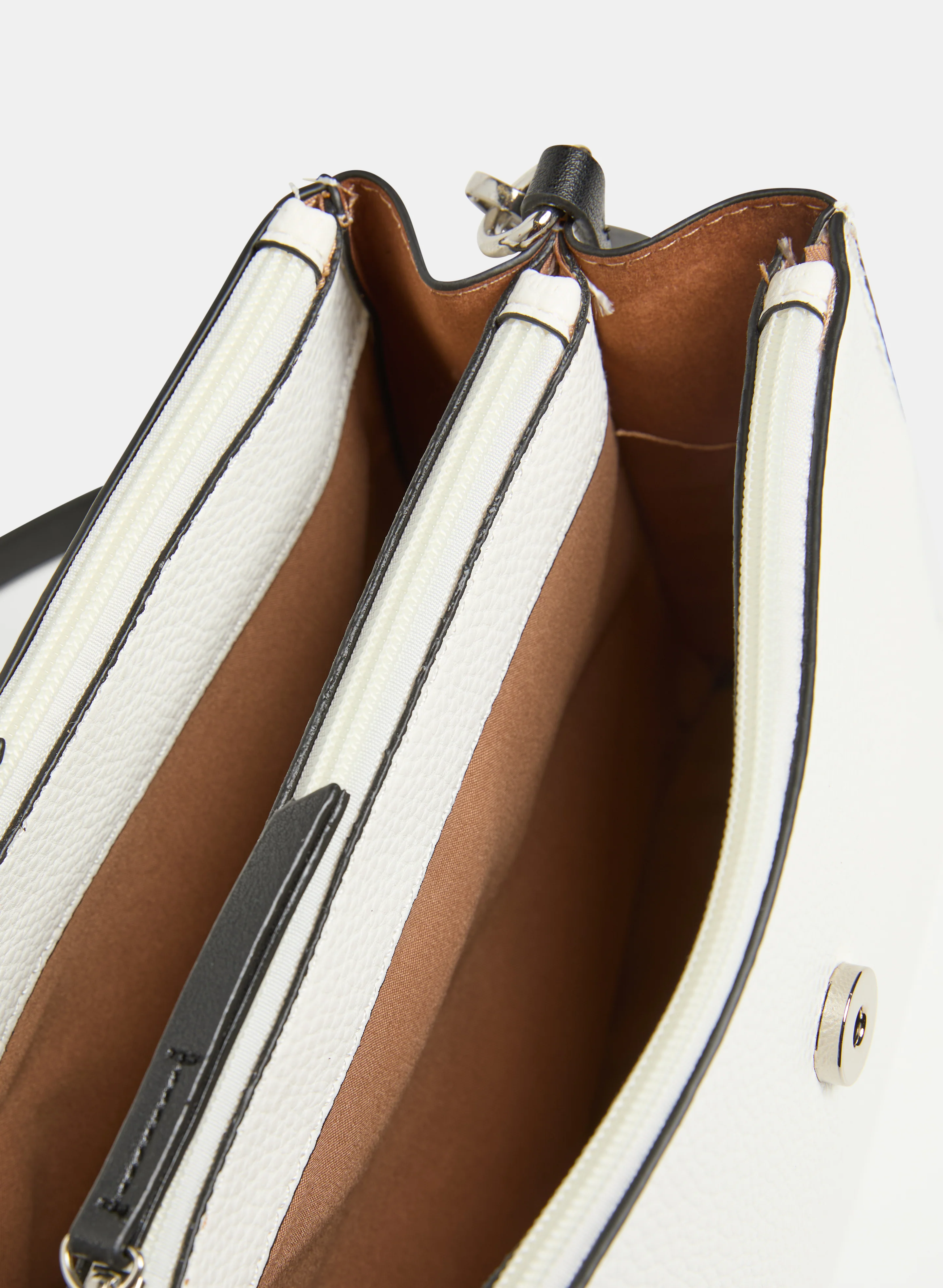 2-Tone Handbag - Image 4