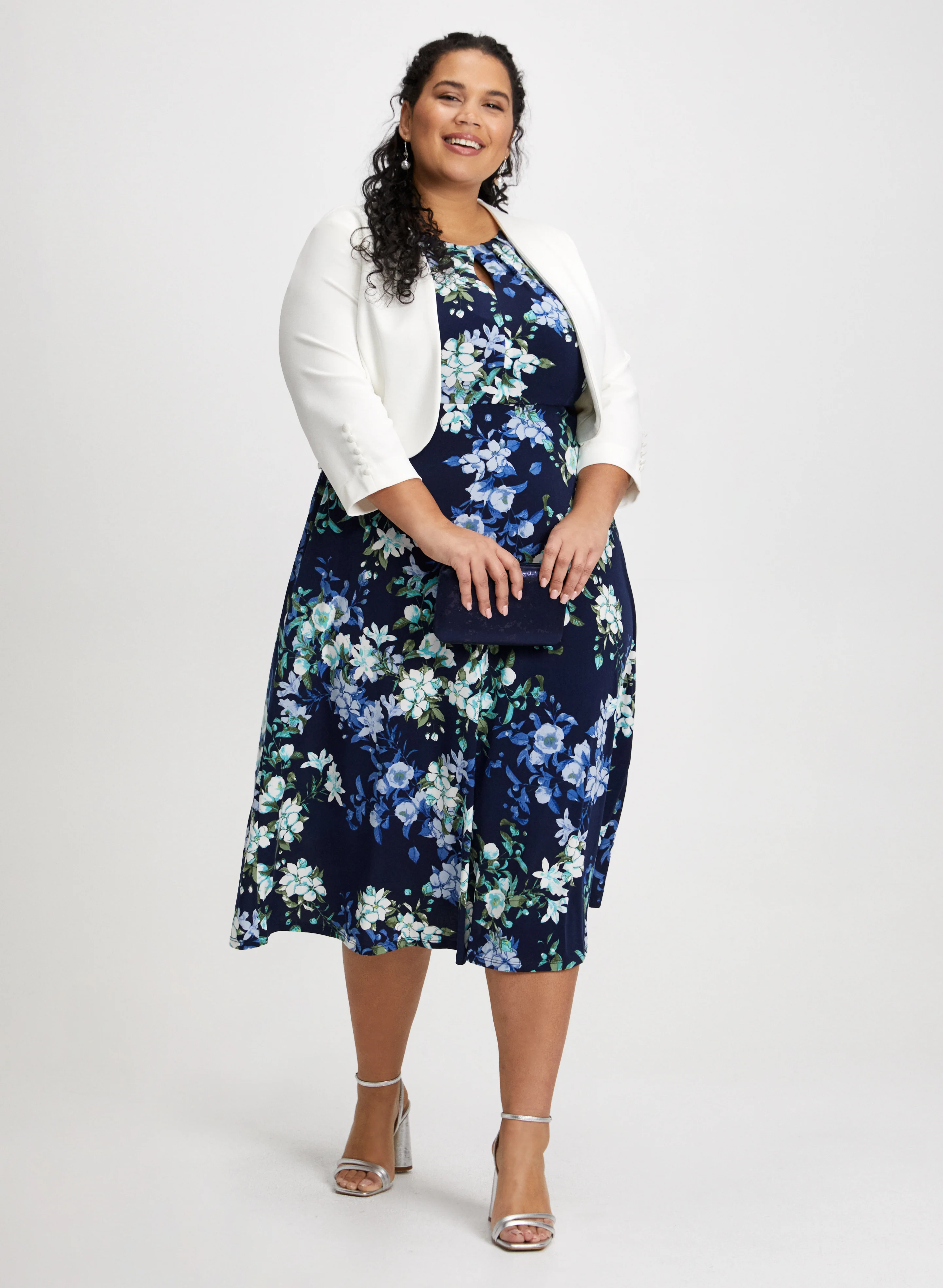 3/4 Button Sleeve Bolero - Image 3