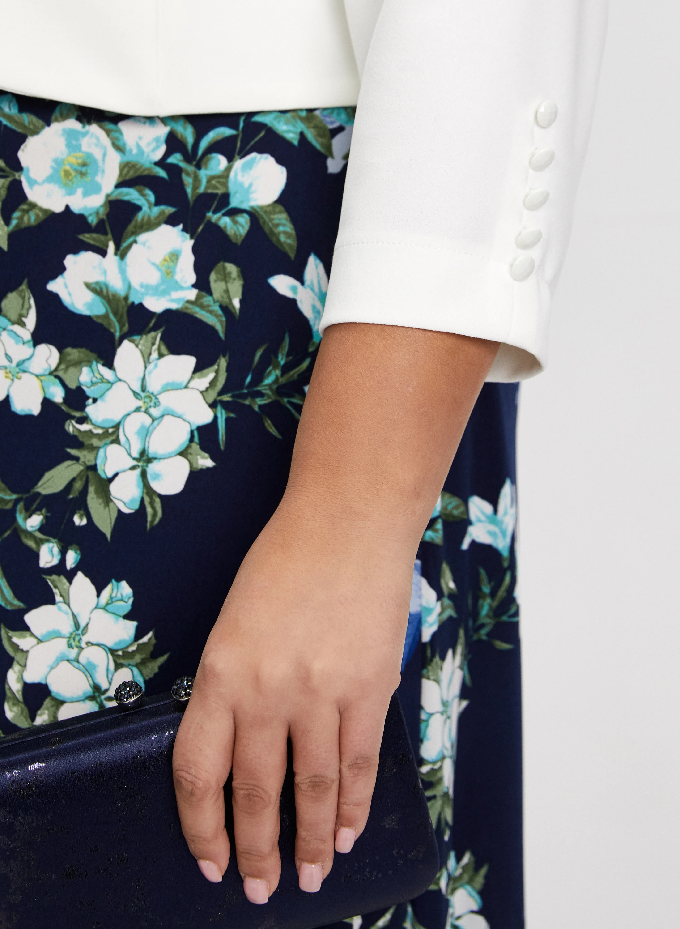 3/4 Button Sleeve Bolero - Image 5