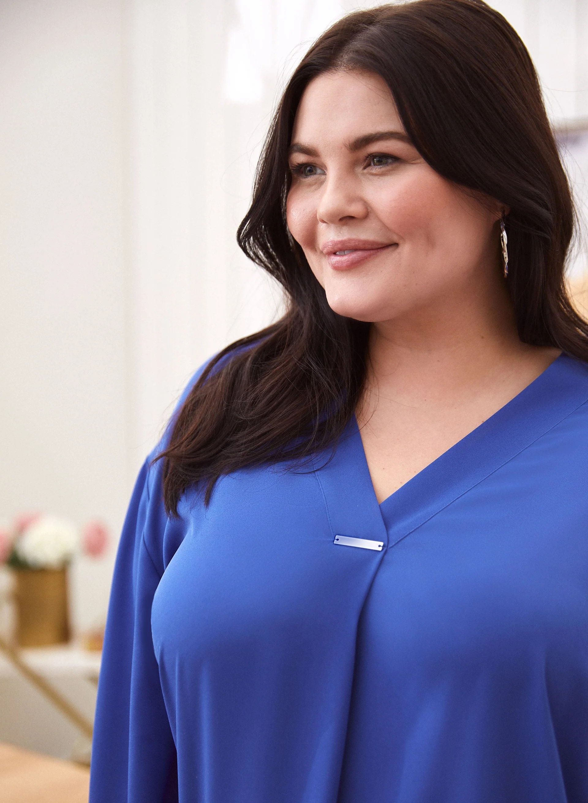 3/4 Sleeve V-Neck Blouse - Image 2