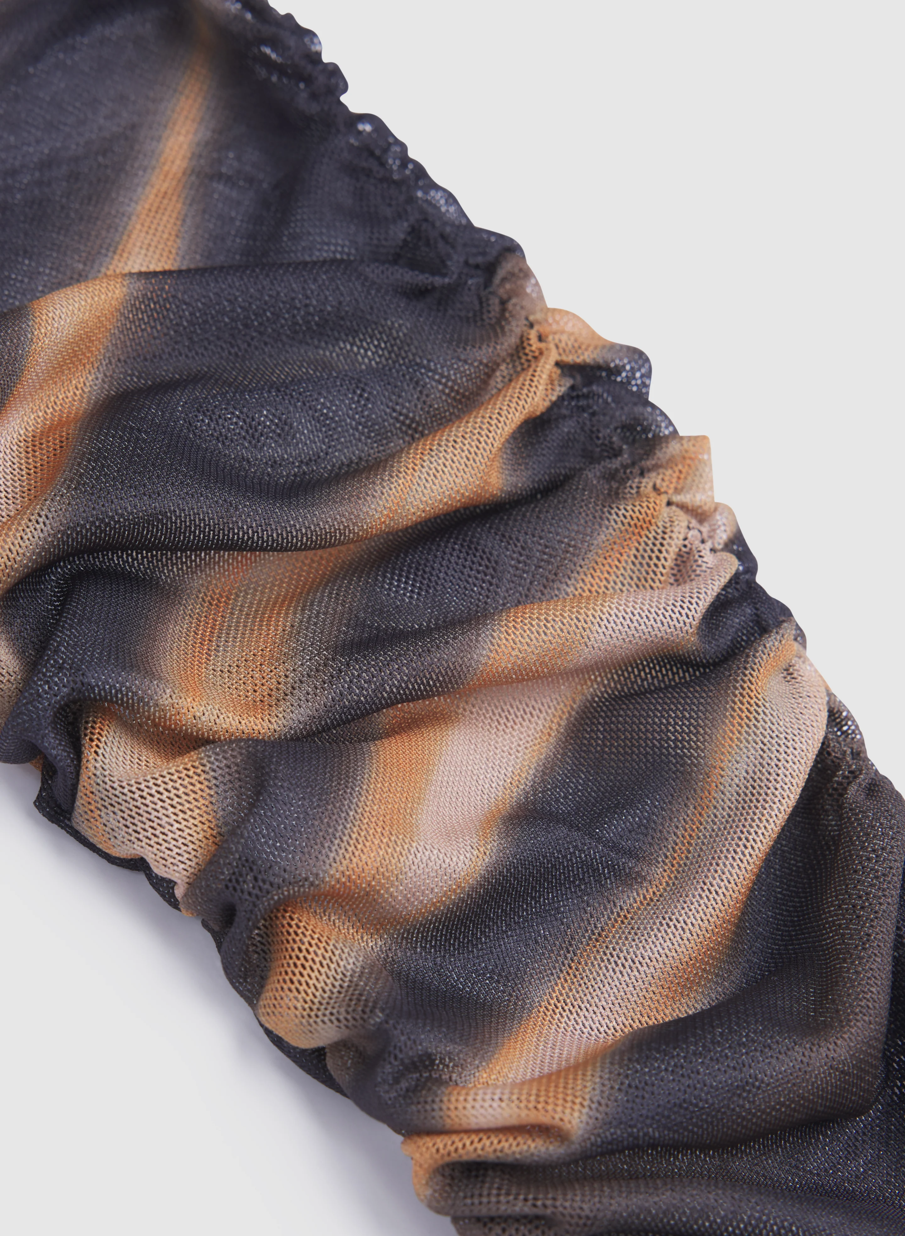 Abstract Mesh Top - Image 6
