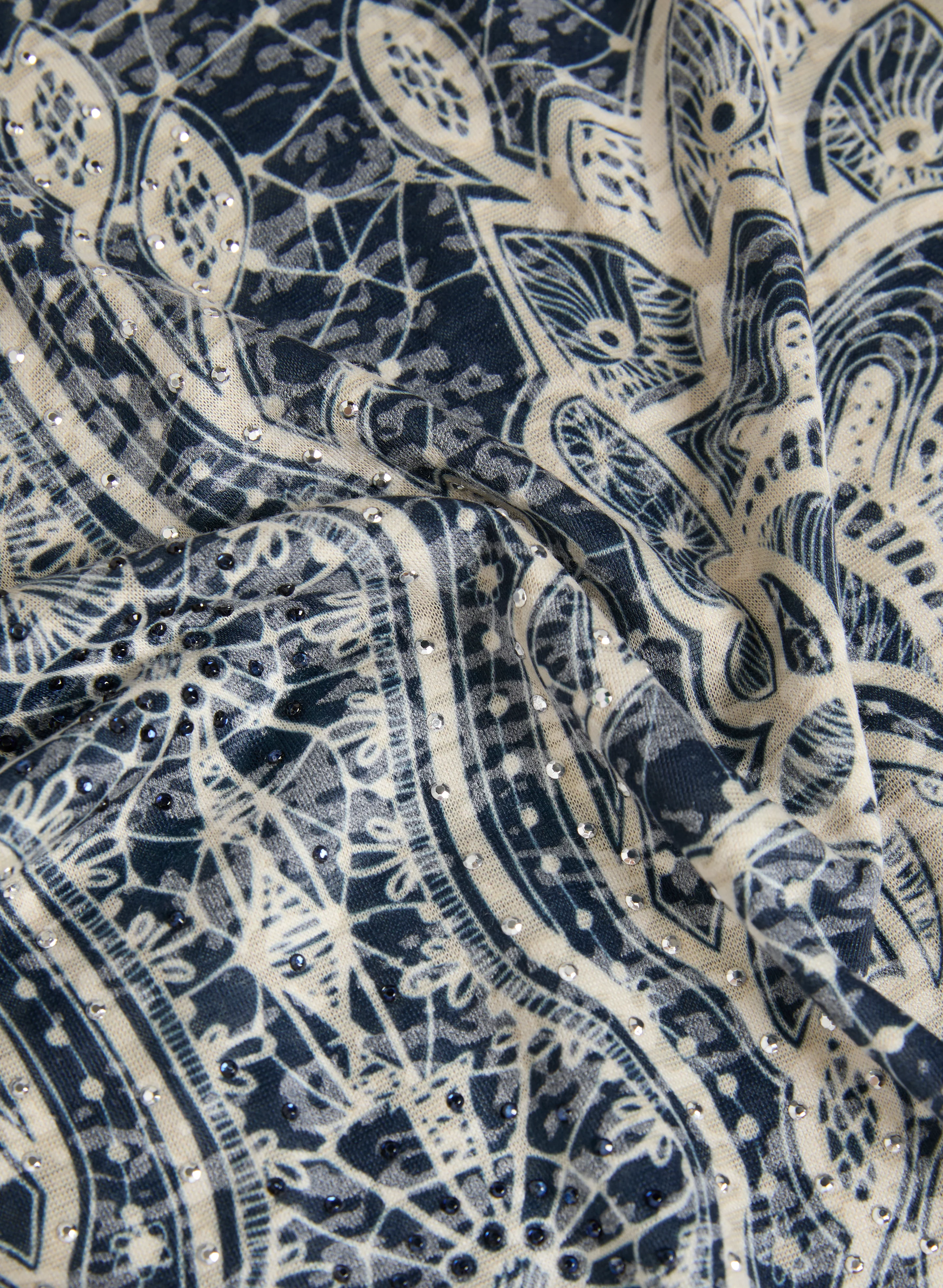 Abstract Rhinestone Embellished T-Shirt - Image 6