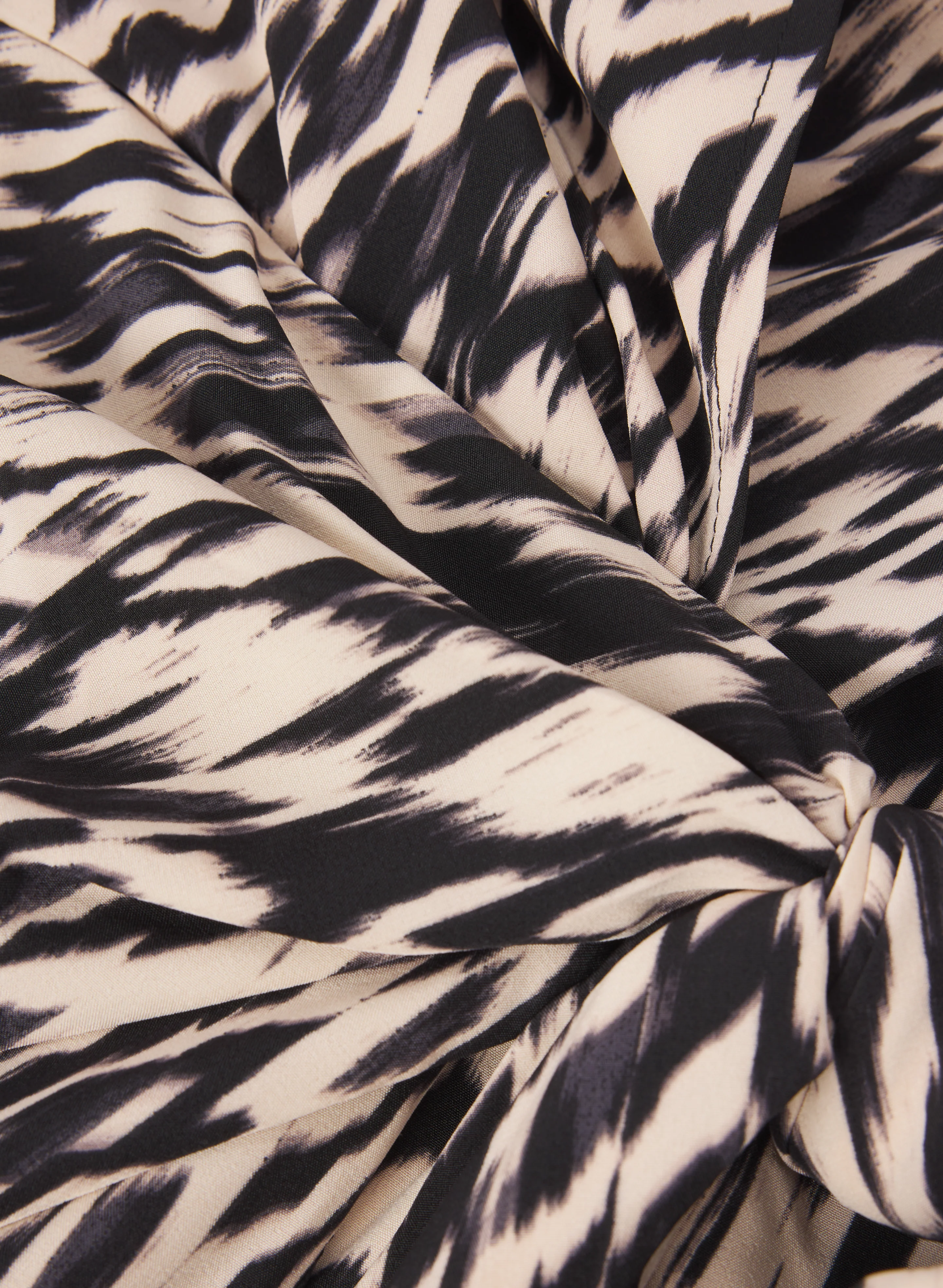 Abstract Tie-Waist Dress - Image 7