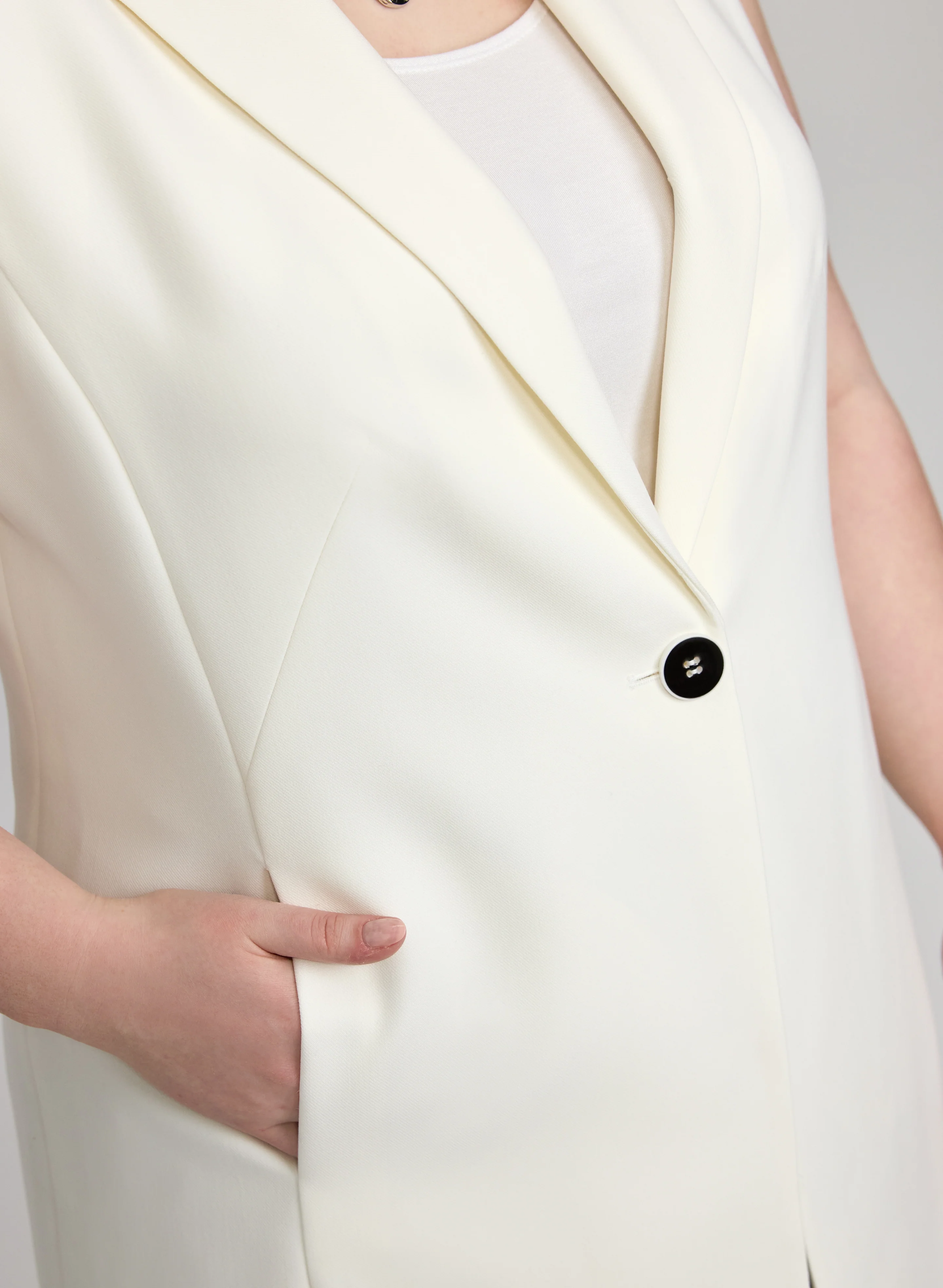 Button-Front Longline Vest - Image 4