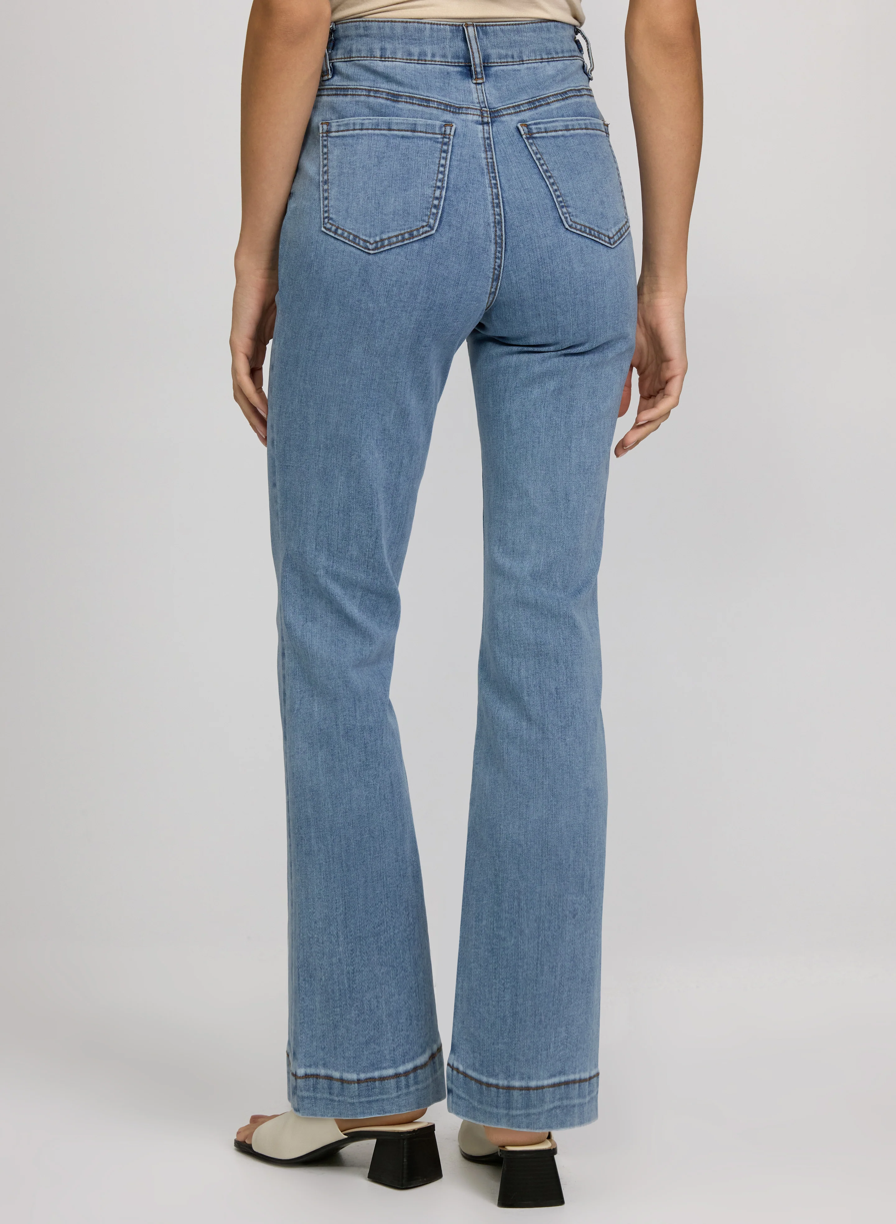 Chain-Link Detail Jeans - Image 4