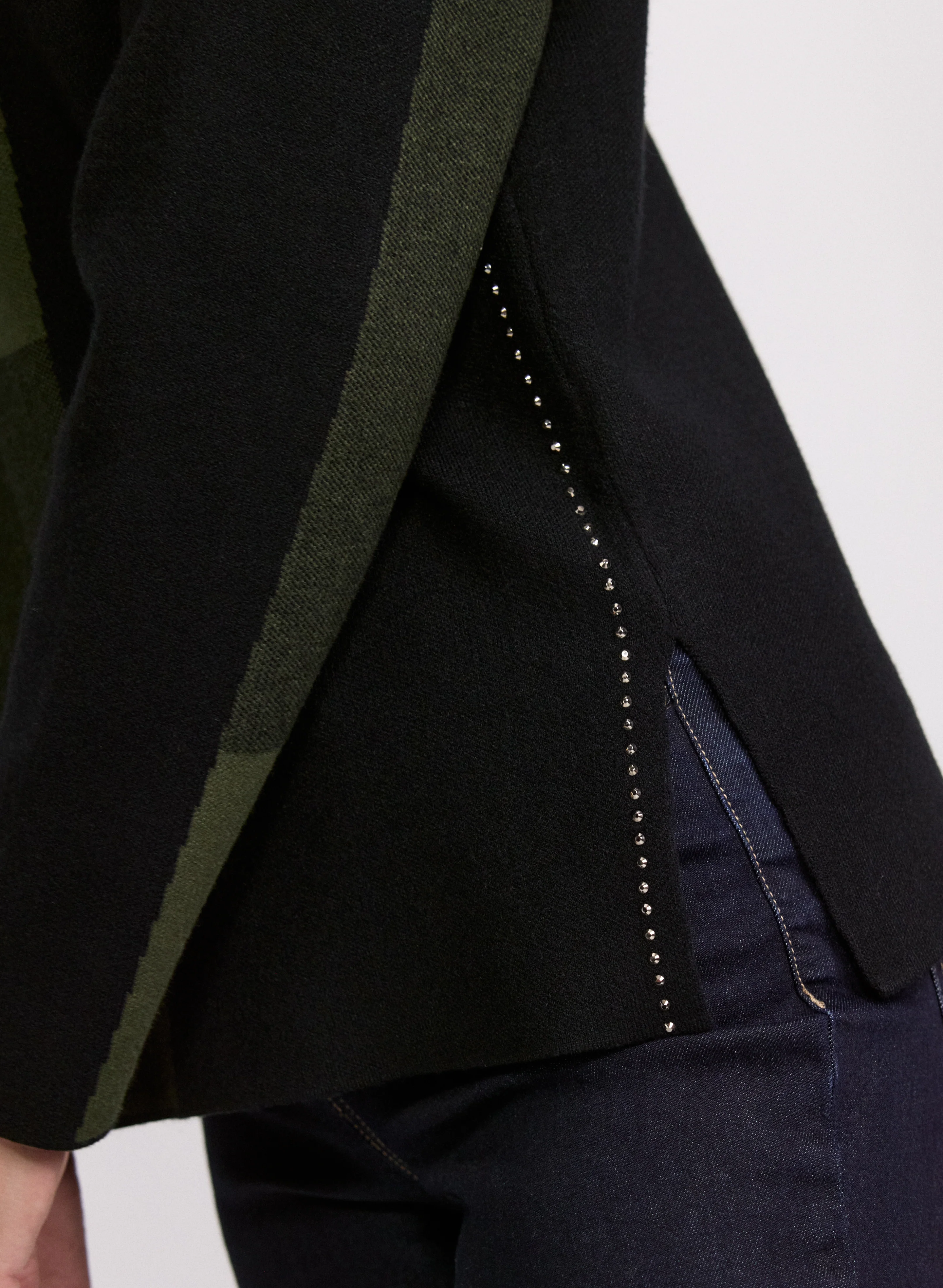 Colour Block Sweater - Image 8