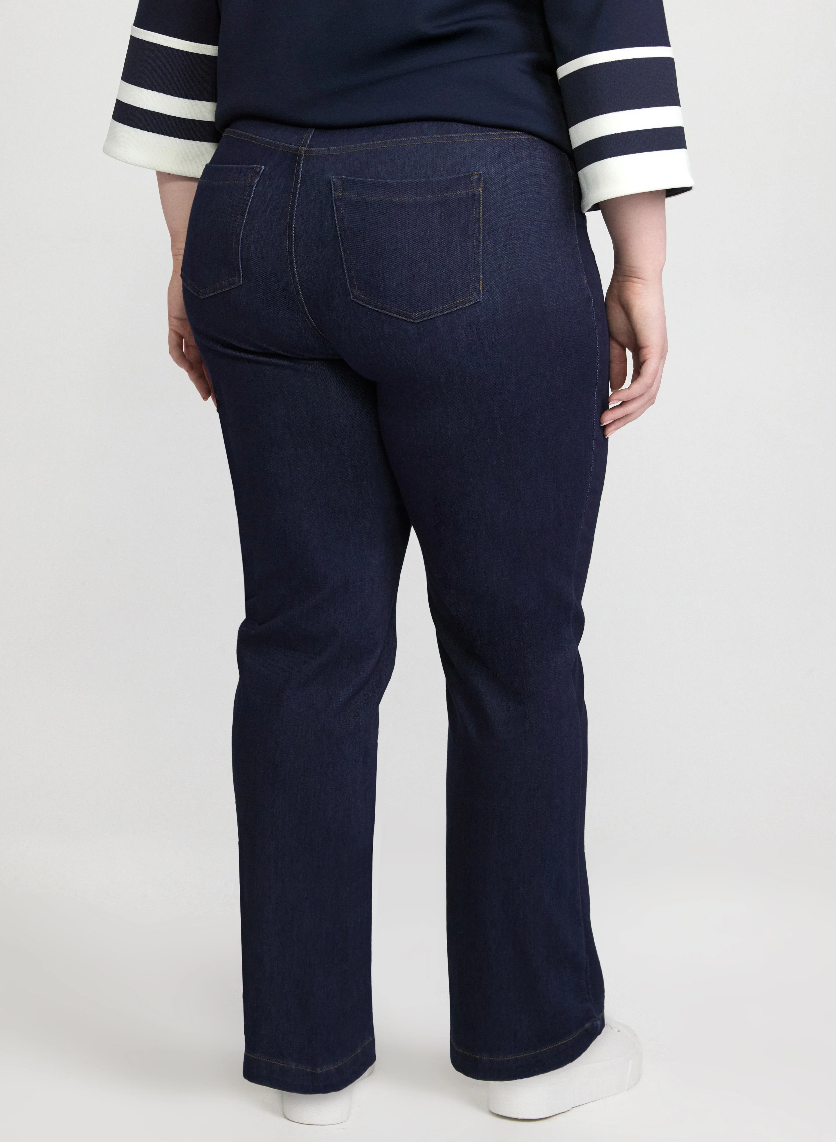Comfort Stretch Straight-Leg Jeans - Image 9