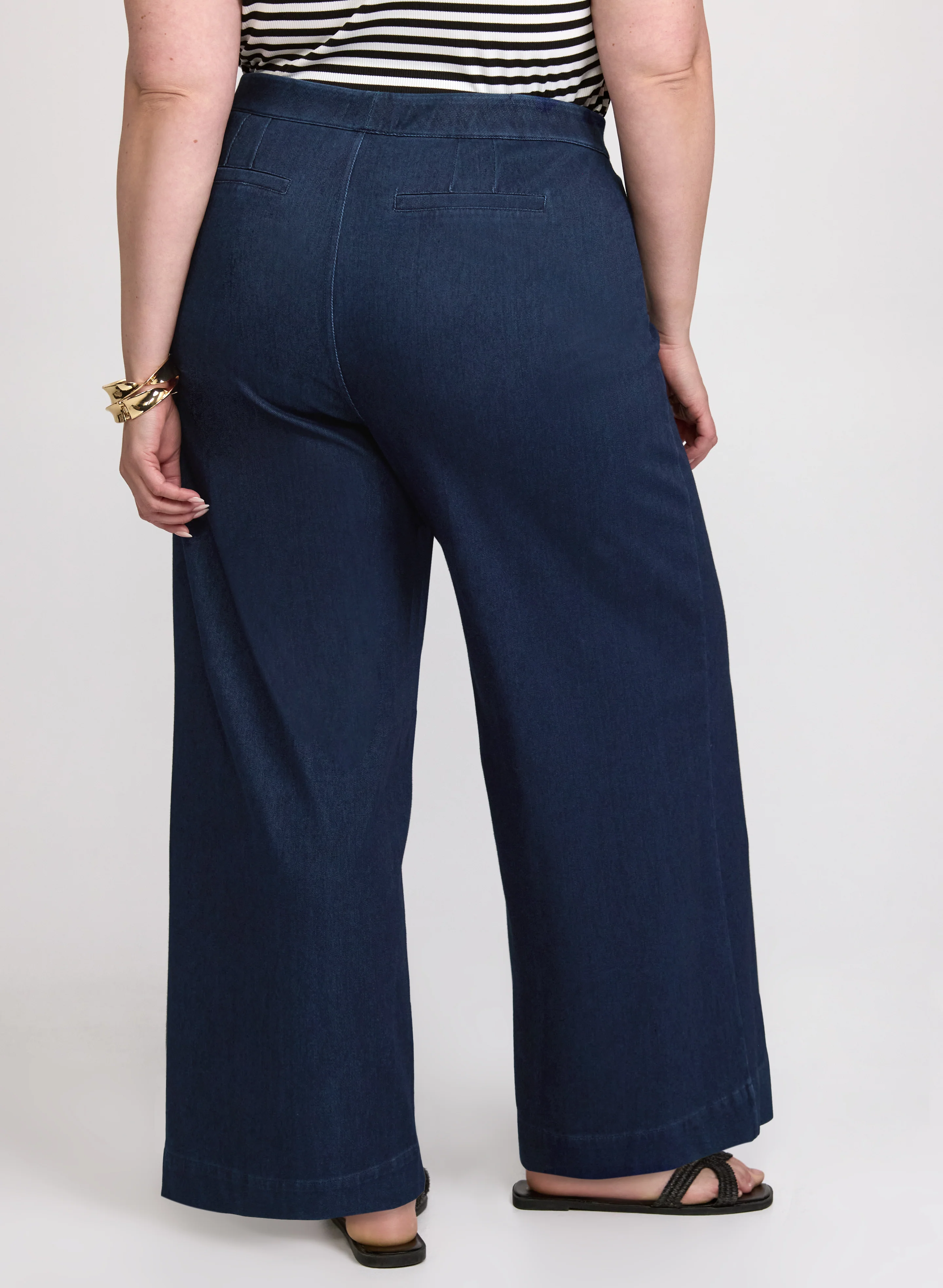 Comfort Stretch Wide-Leg Jeans - Image 12