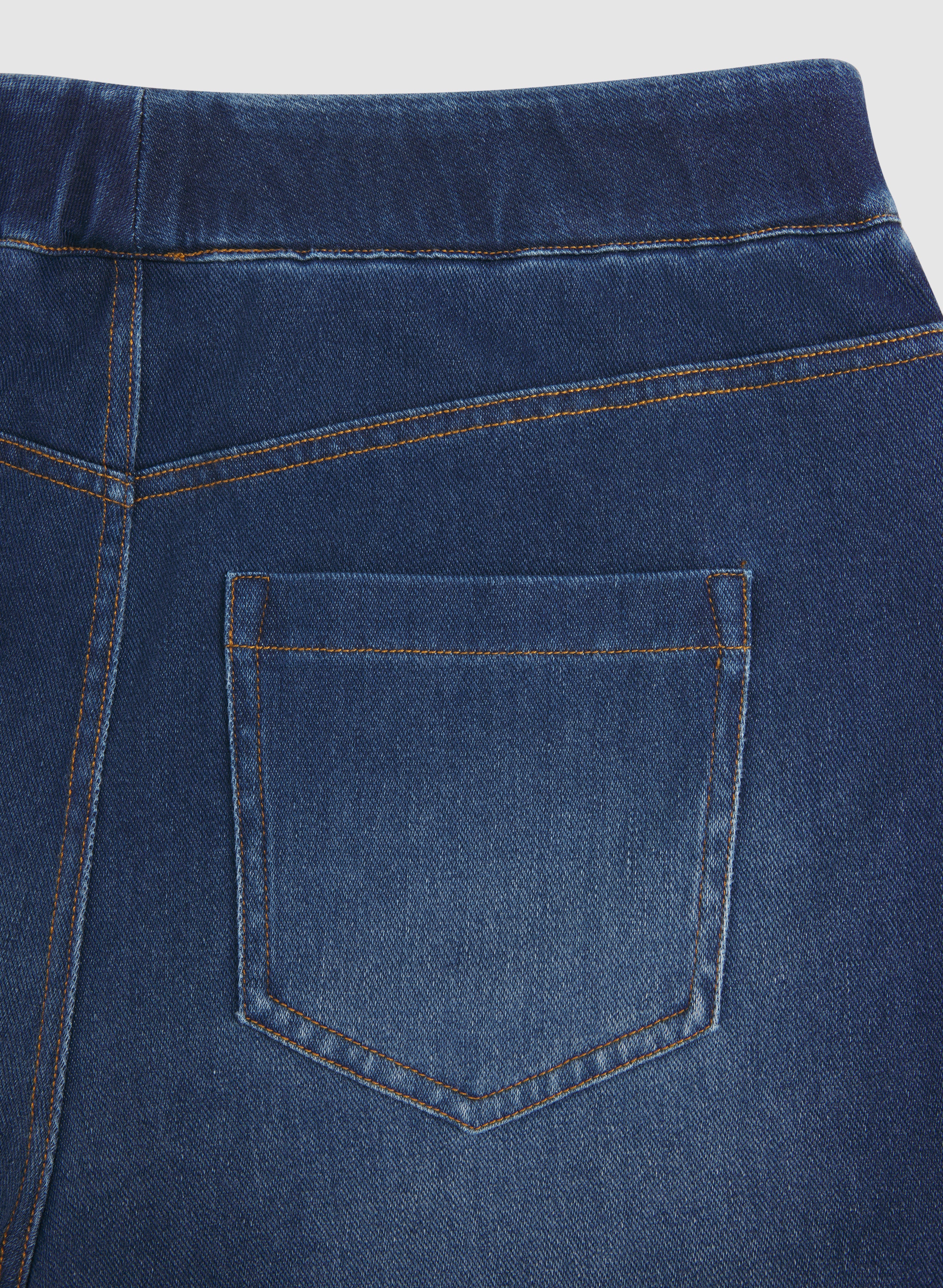 Comfort Stretch Wide-Leg Jeans - Image 11