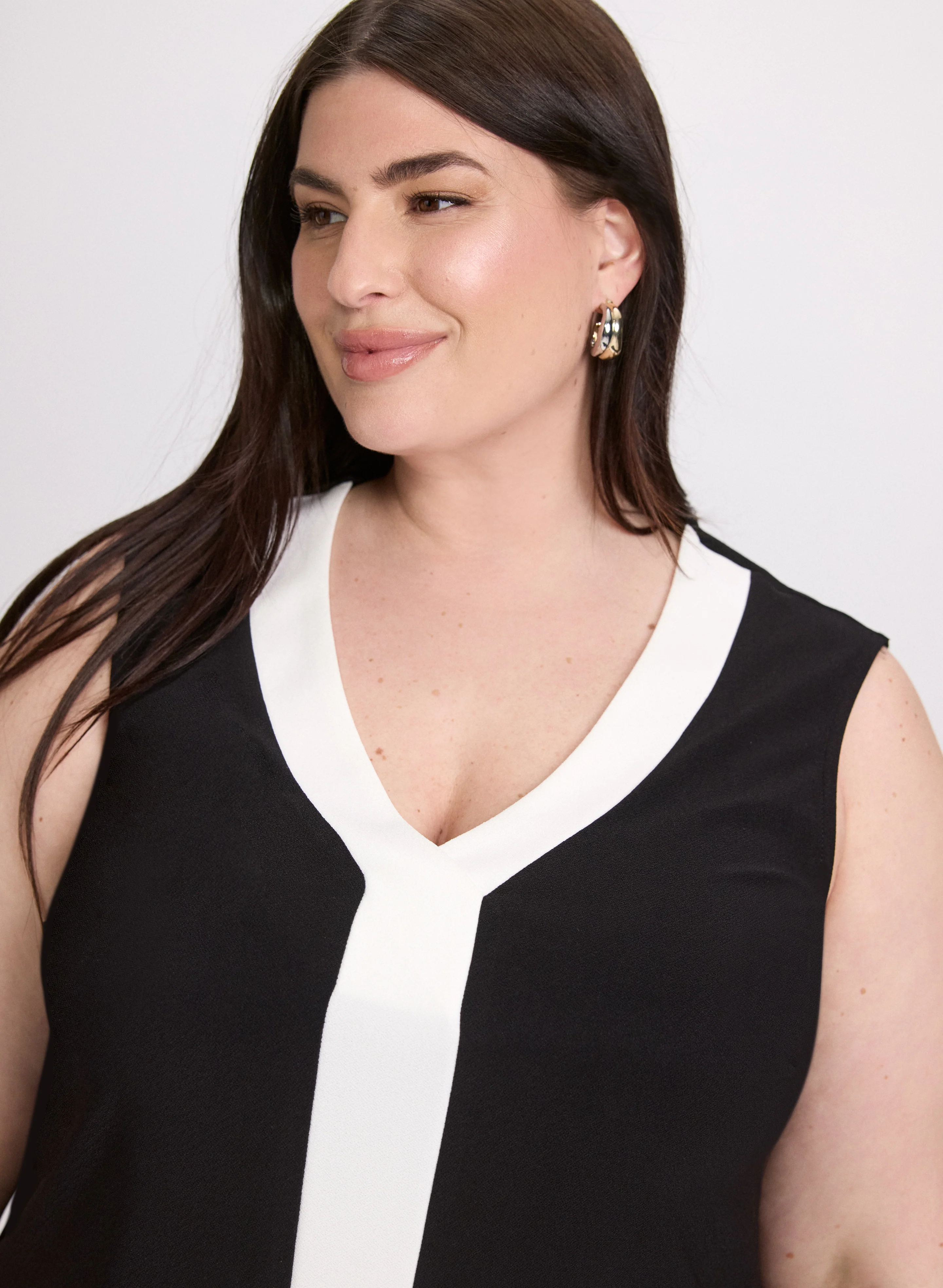 Contrast Trim Top - Image 2