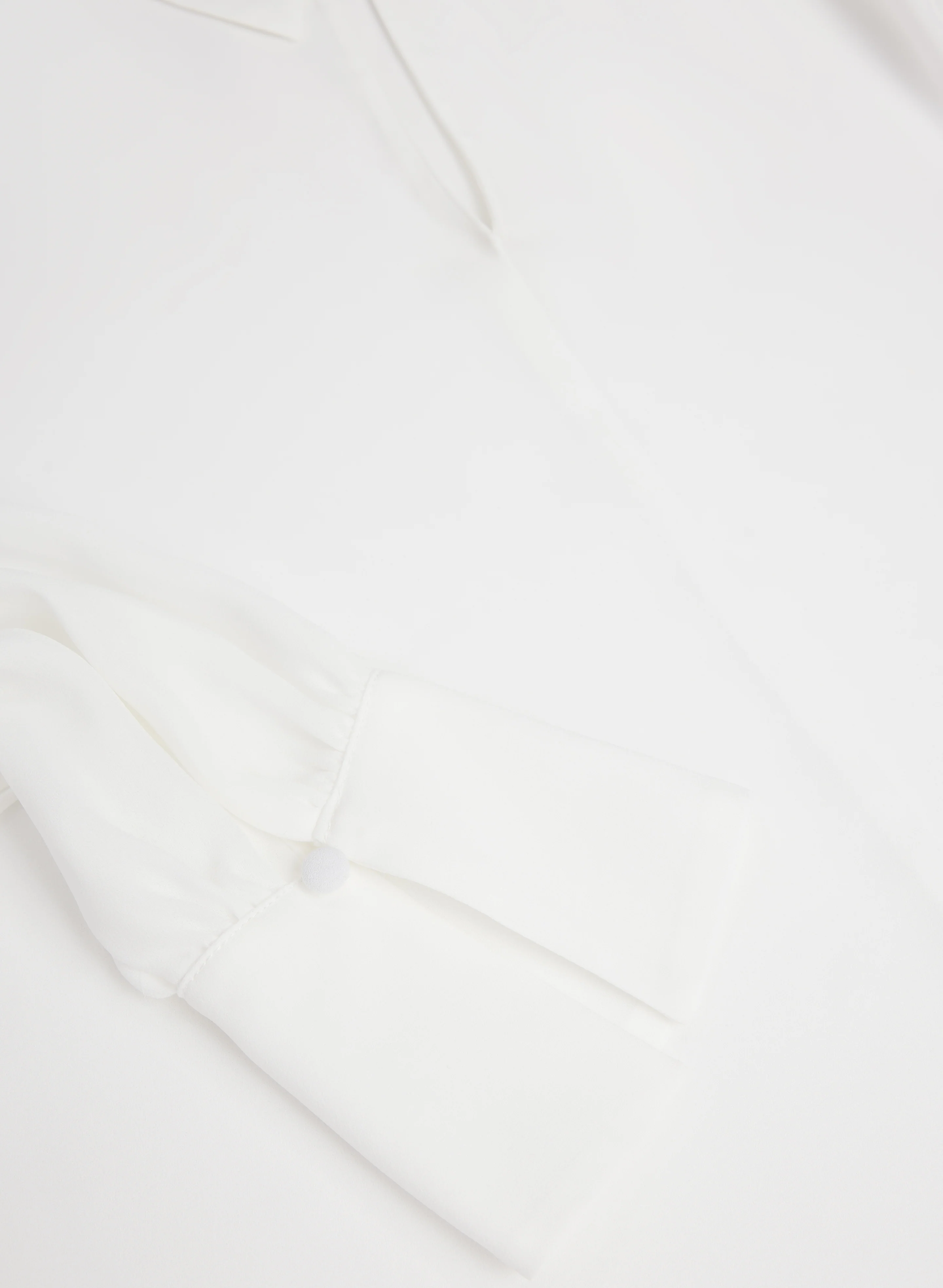 Crepe Keyhole Blouse - Image 7