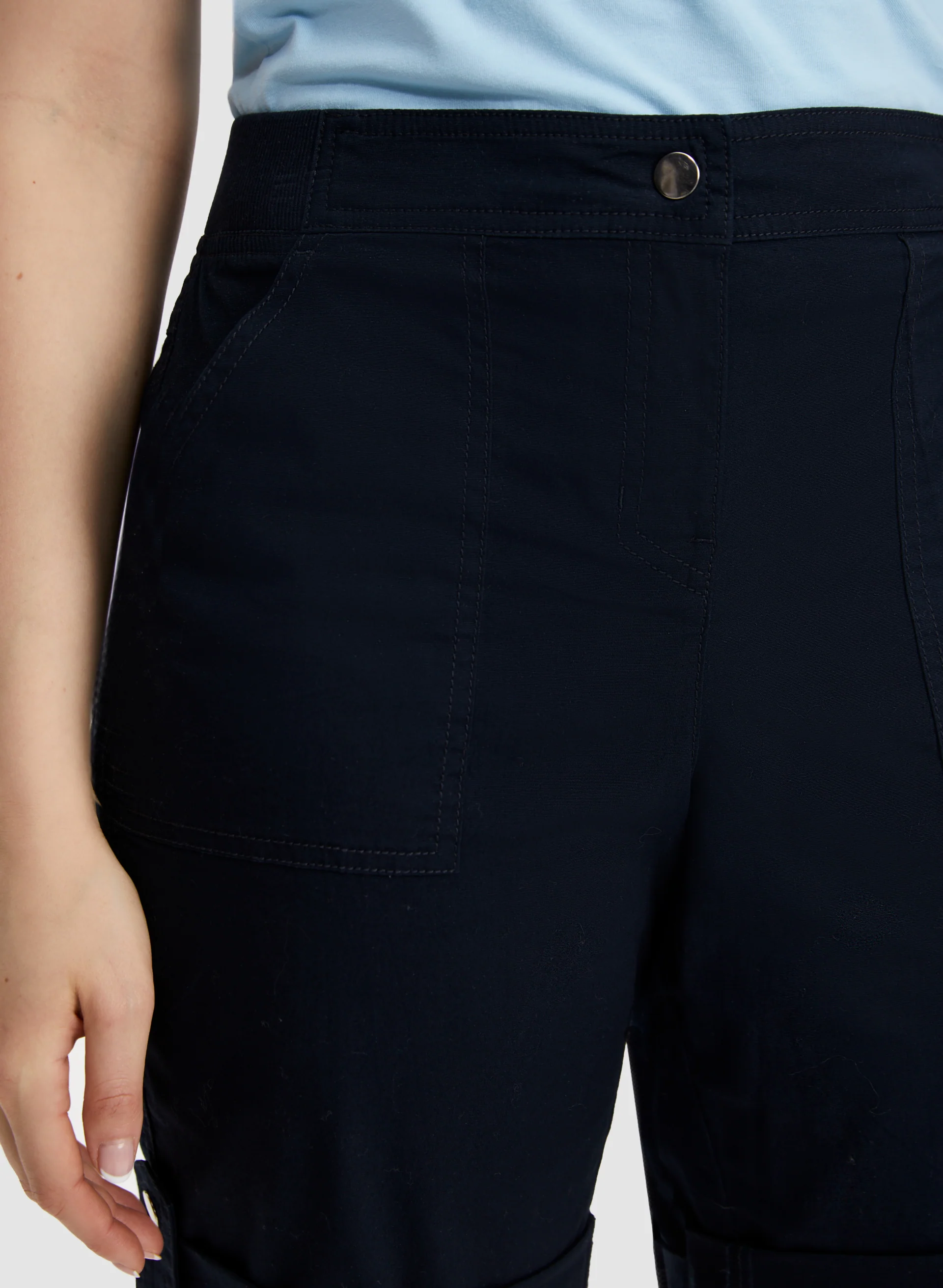 Cuffed Tab Detail Shorts - Image 4
