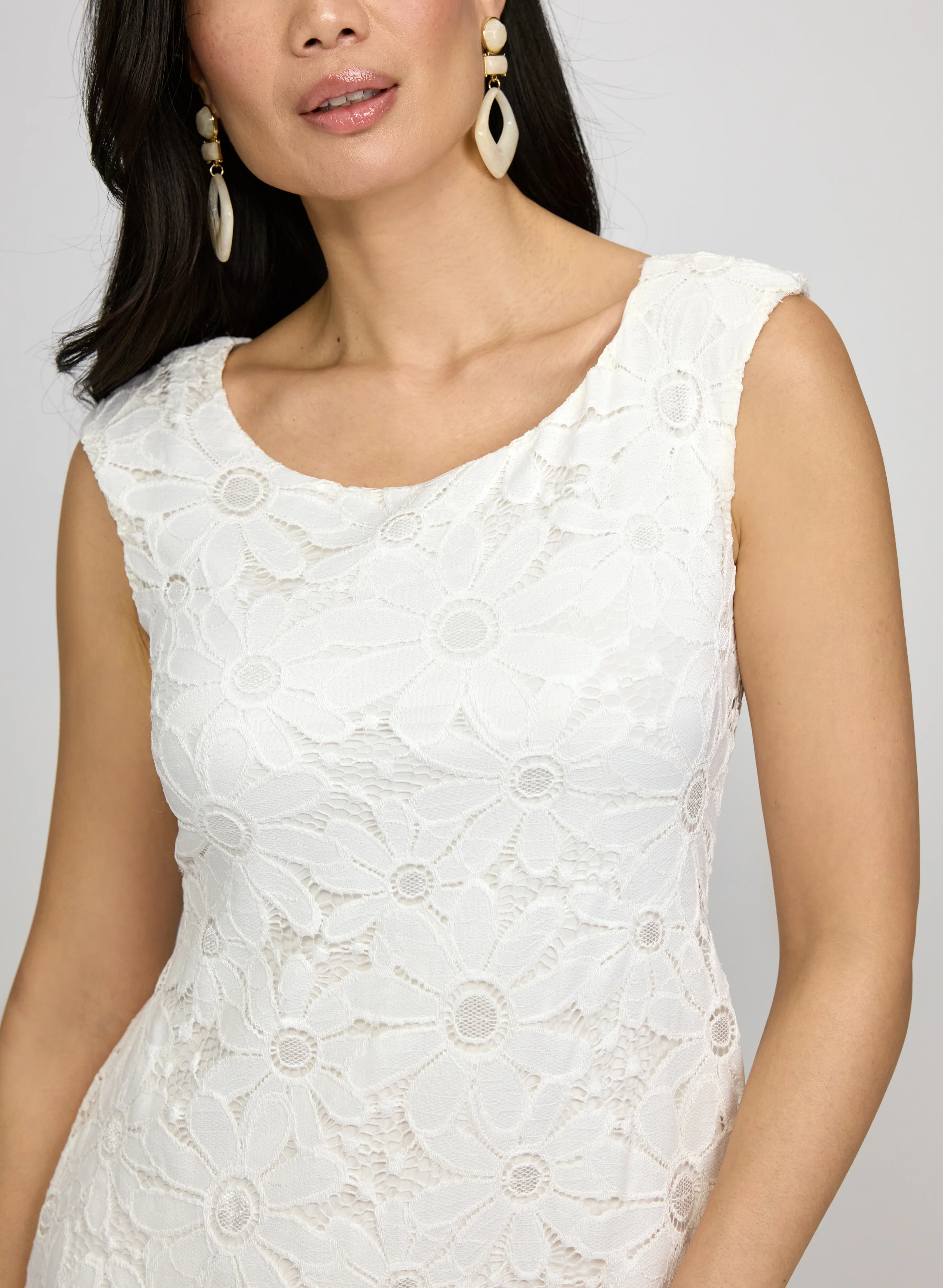 Daisy Lace Dress - Image 5