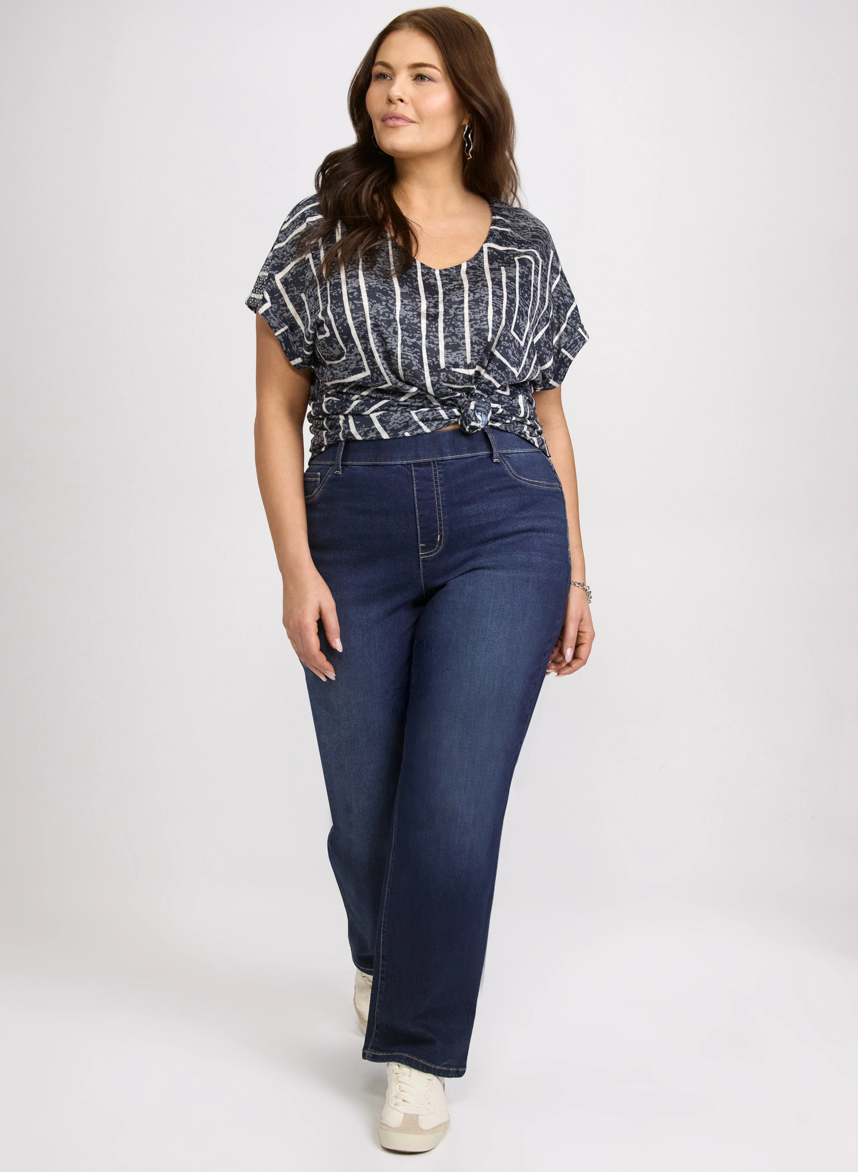 Embellished Geometric T-Shirt - Image 3