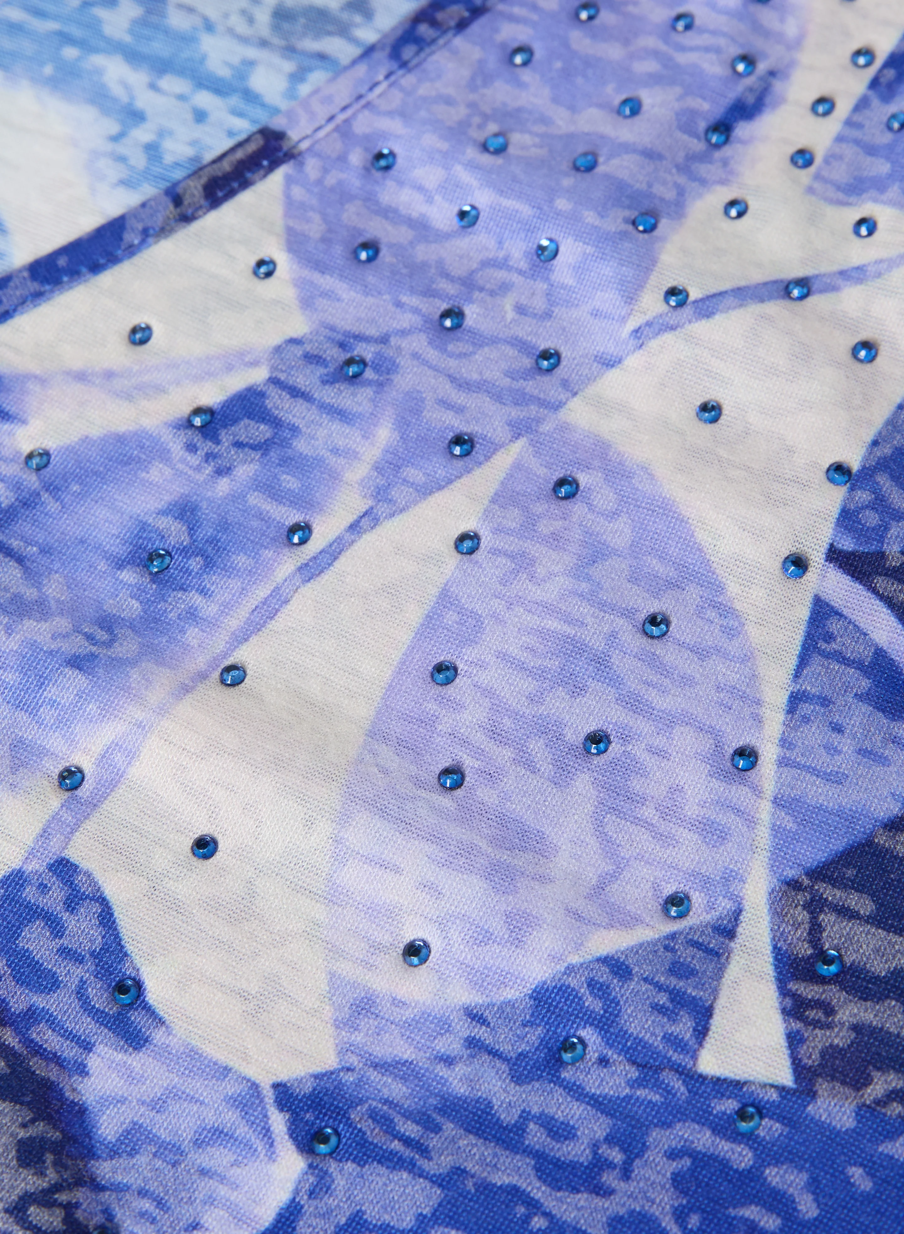 Embellished Leaf Print T-Shirt - Image 7