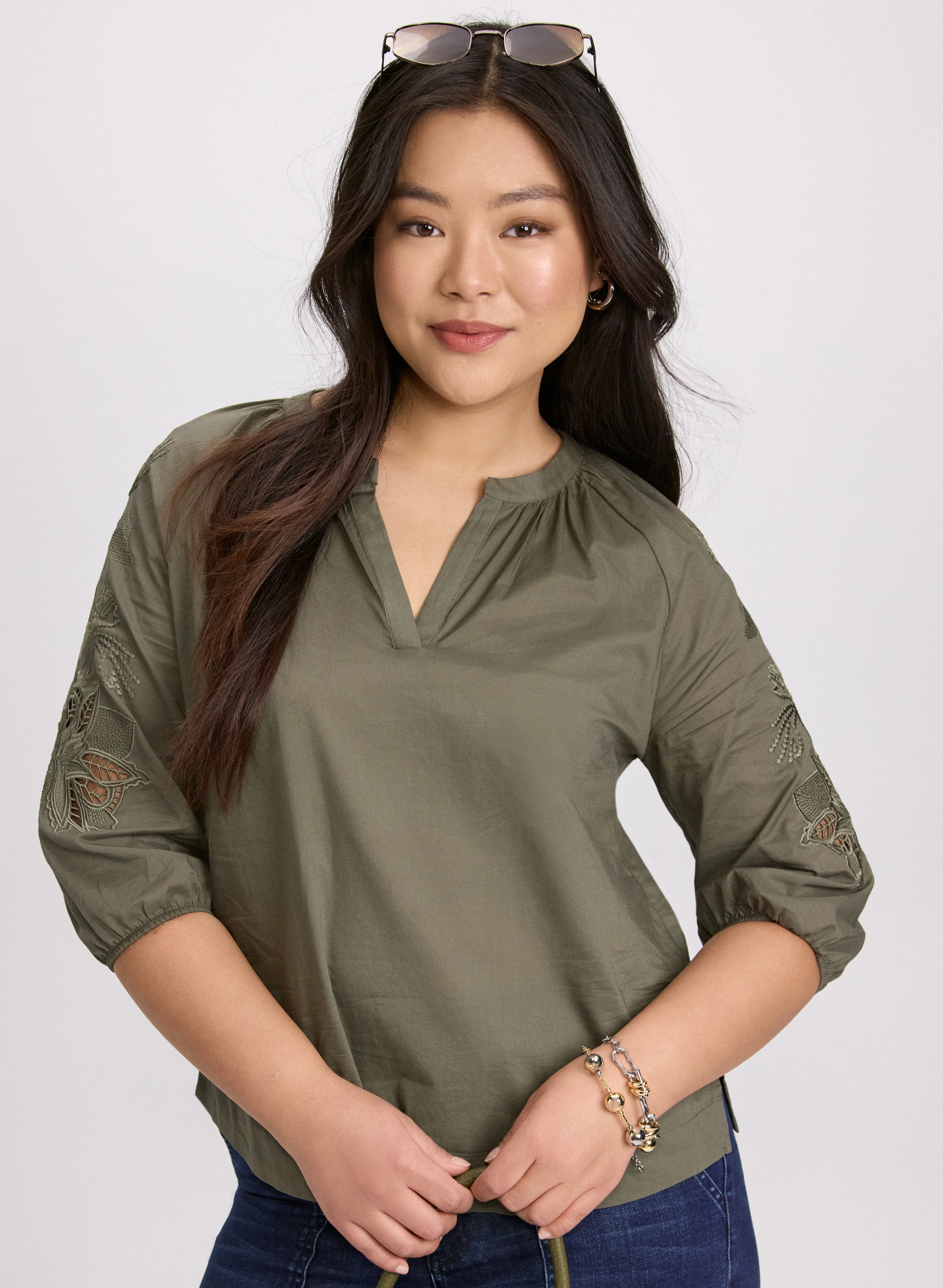 Embroidered 3/4 Sleeve Blouse - Image 2