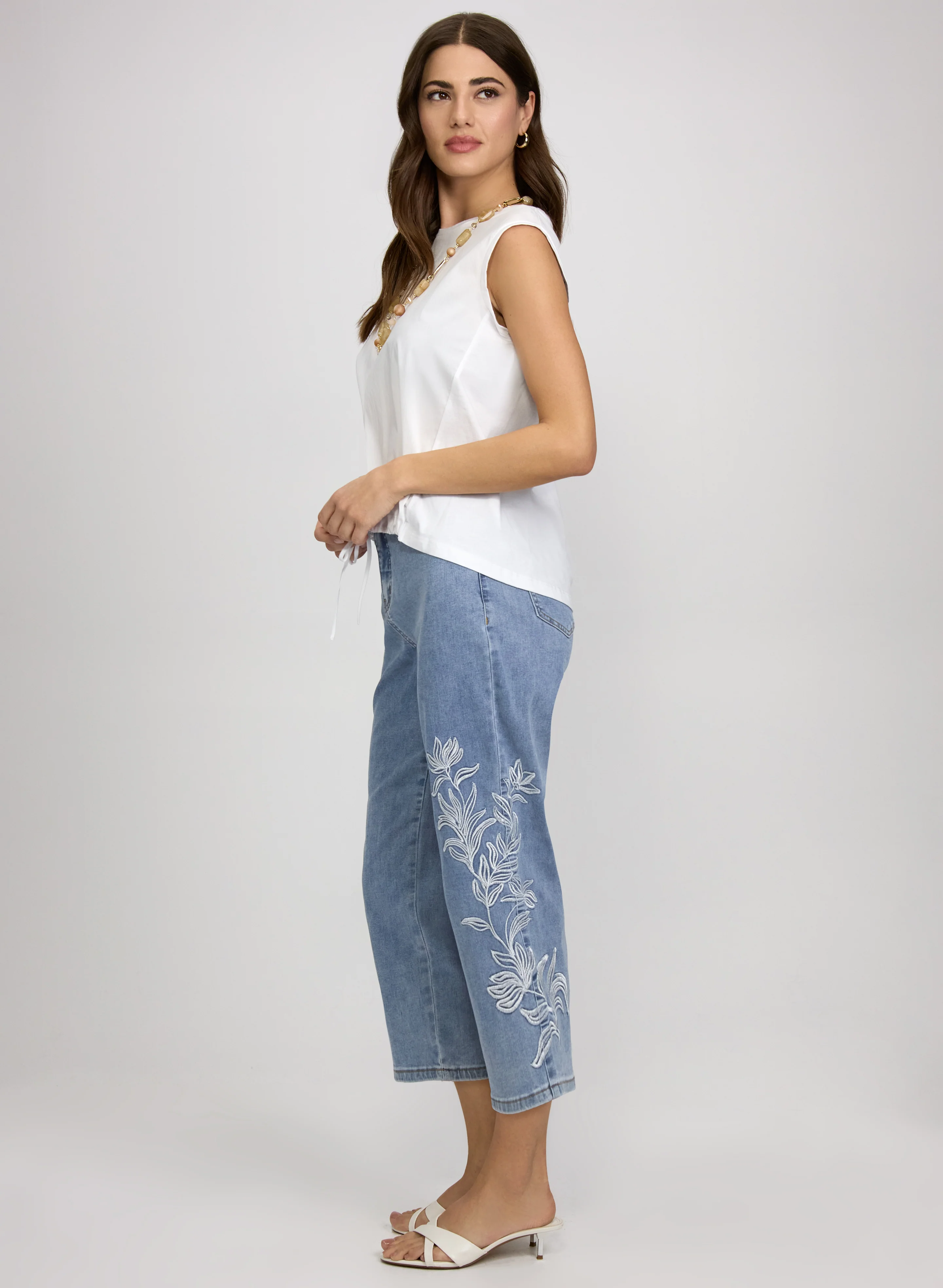 Embroidered Straight-Leg Capris - Image 5