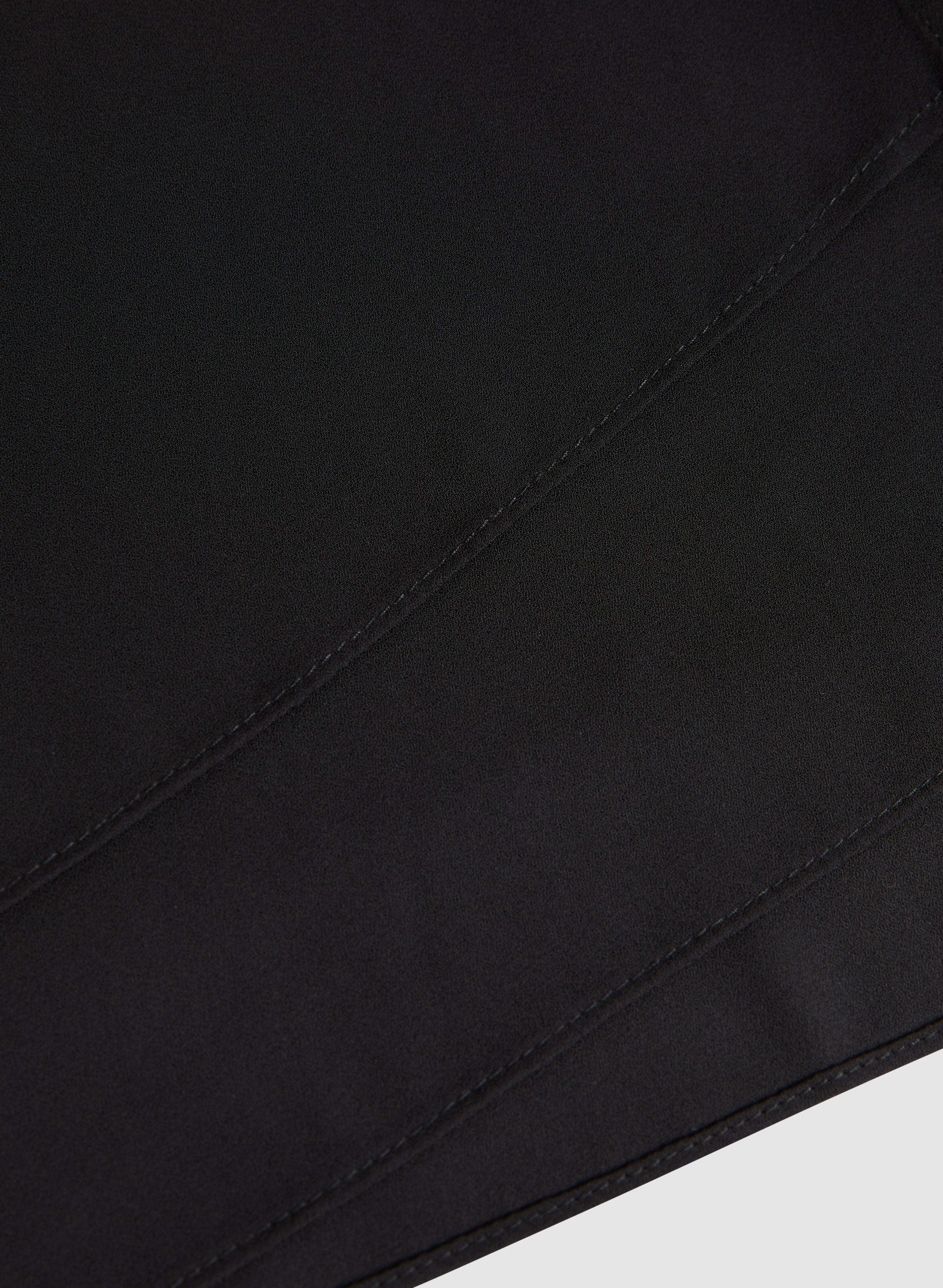 Essential Sleeveless Blouse - Image 7