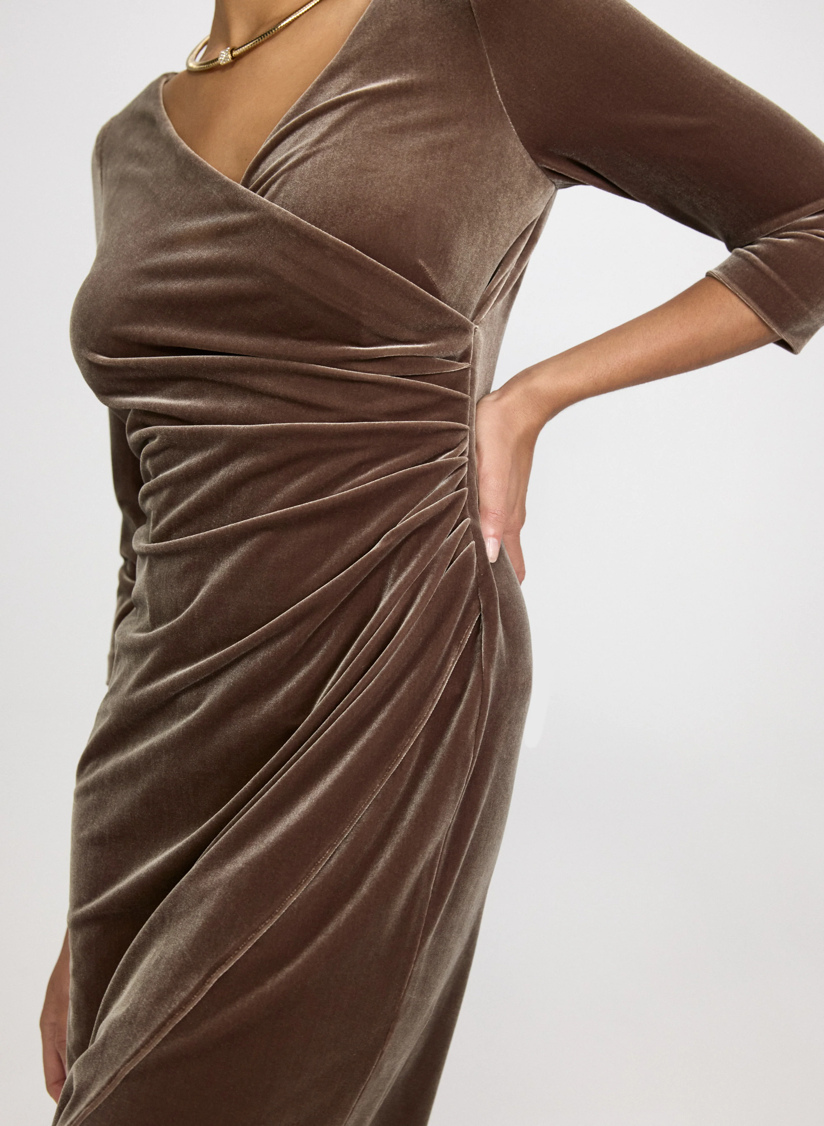 Fitted Velvet Dress - Image 5