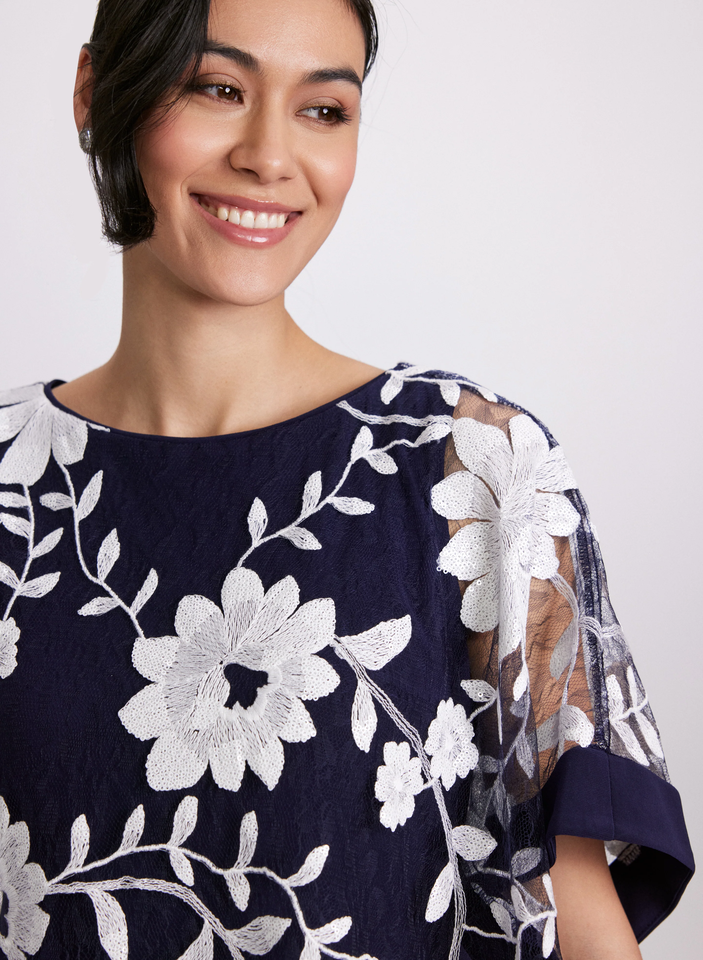 Floral Capelet Sheath Dress - Image 5