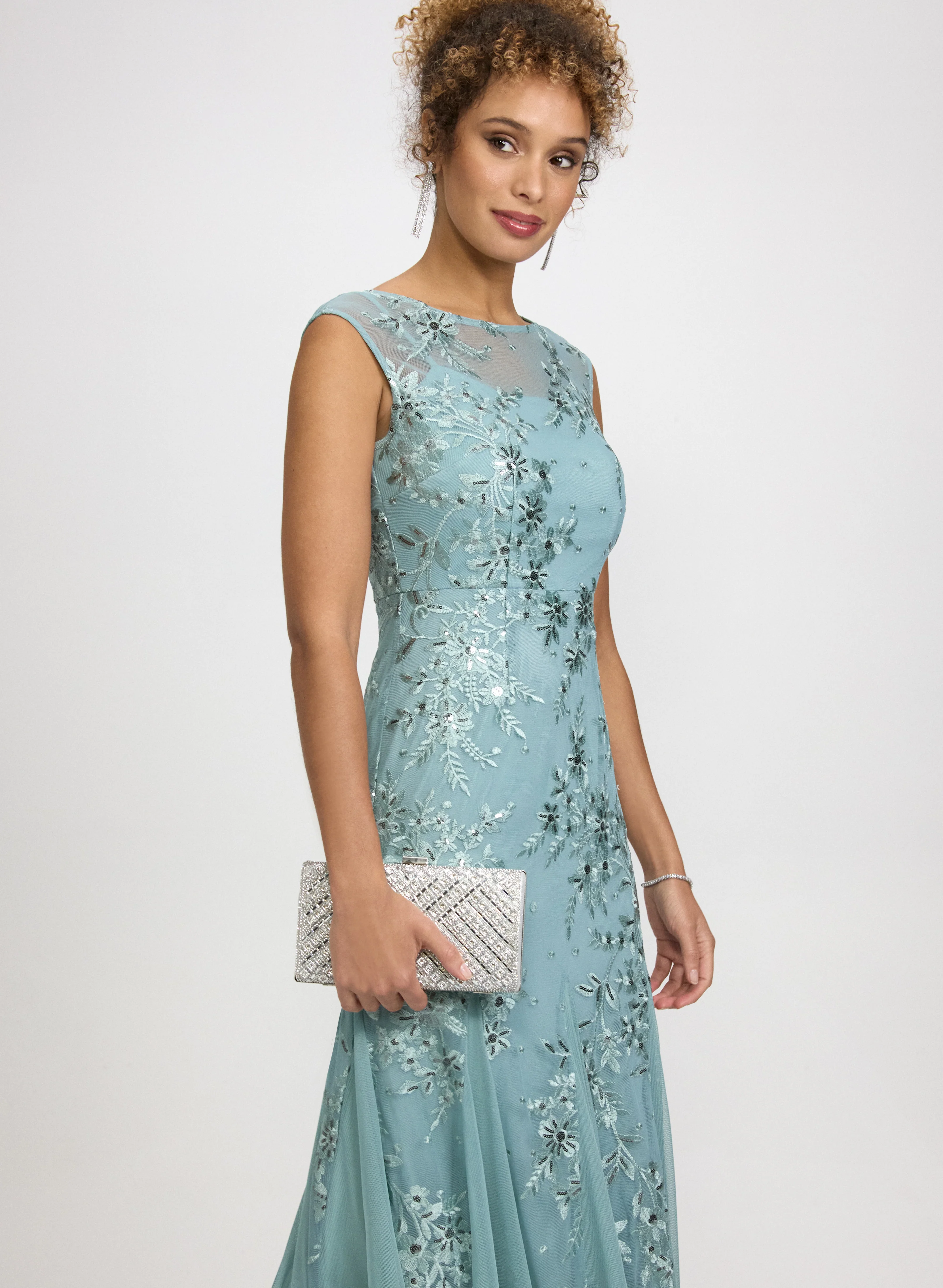 Floral Embroidered Dress - Image 7
