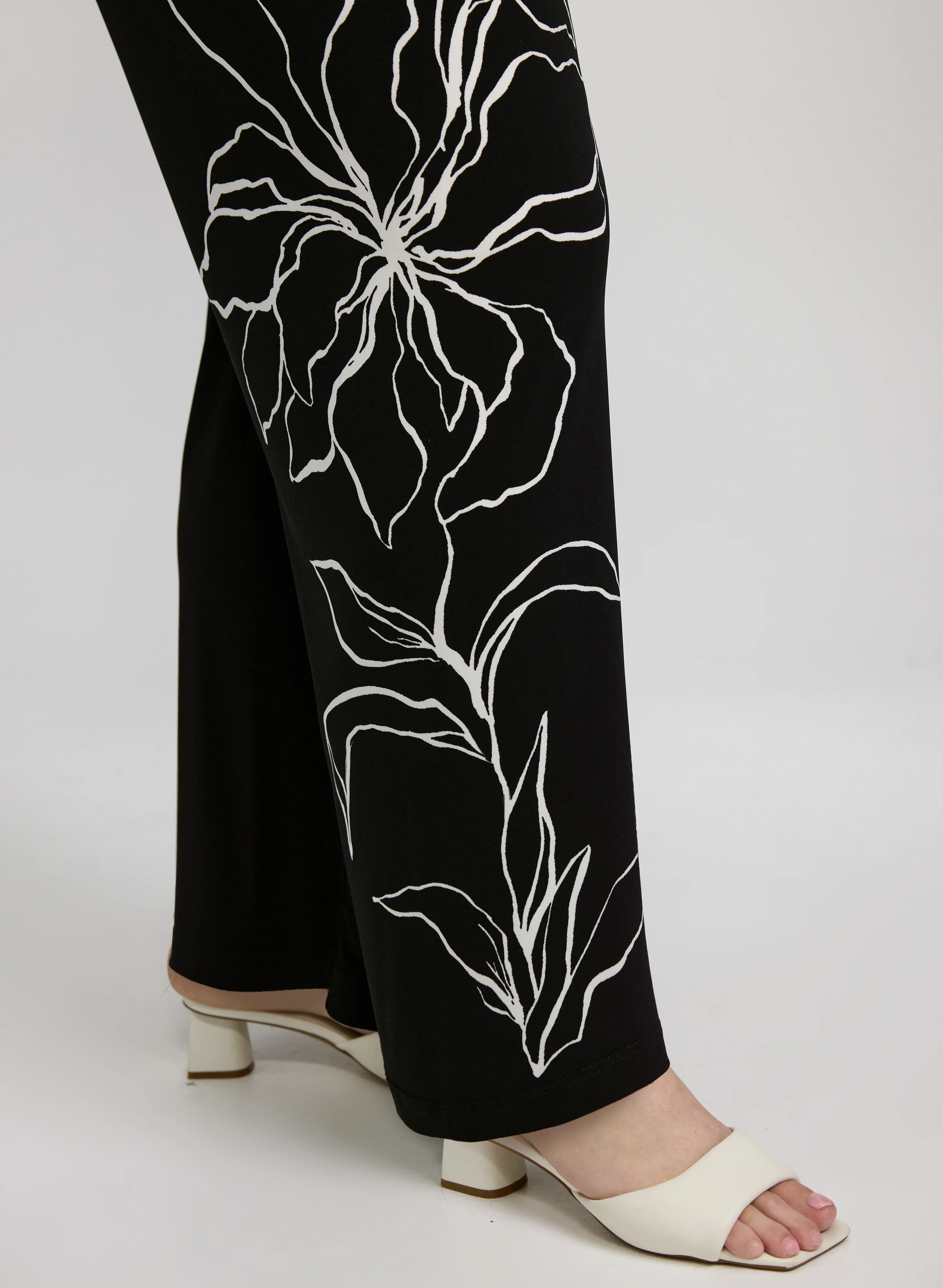Floral Placement Print Pants - Image 5