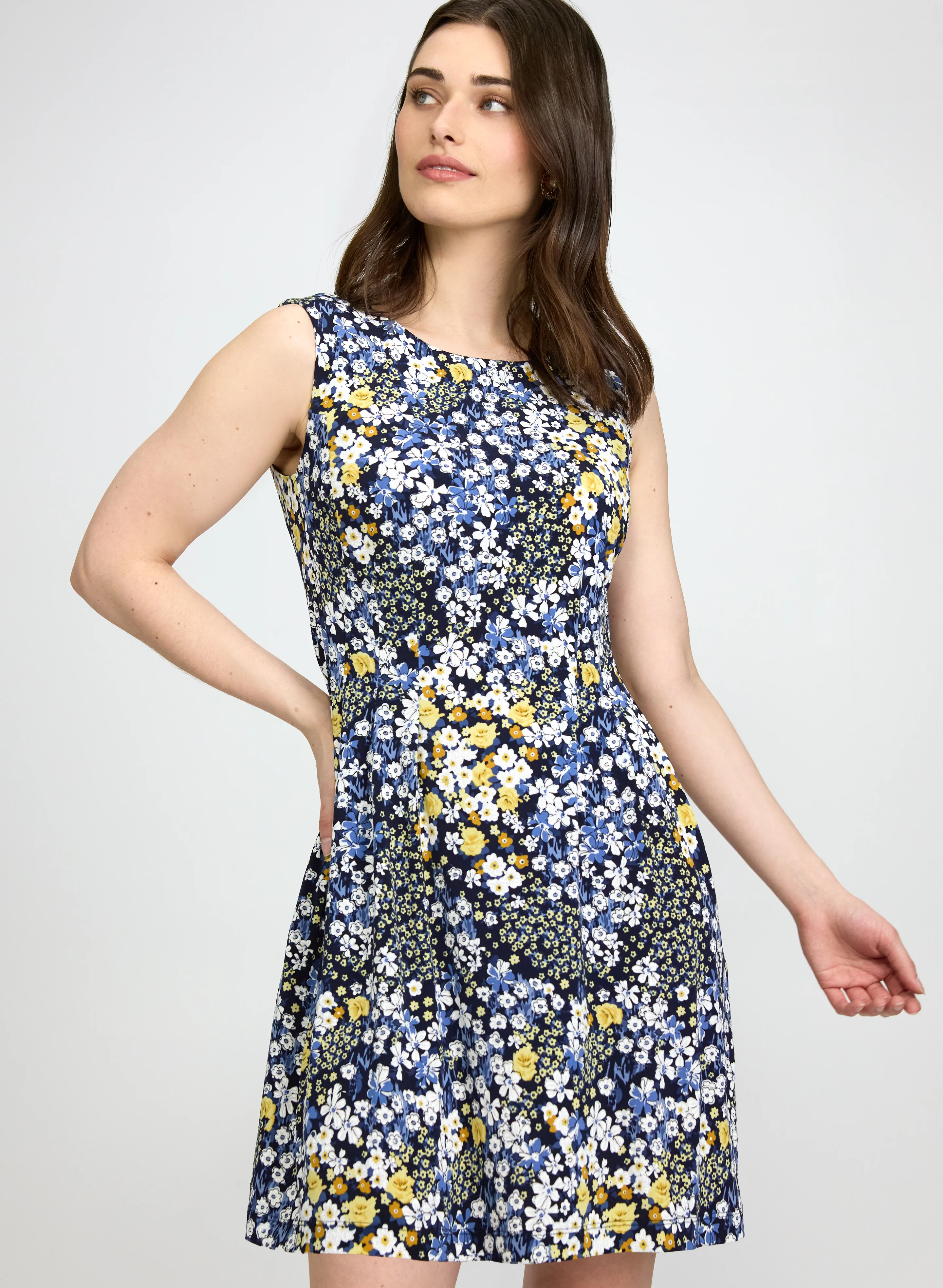 Floral Print Sleeveless Dress - Image 4
