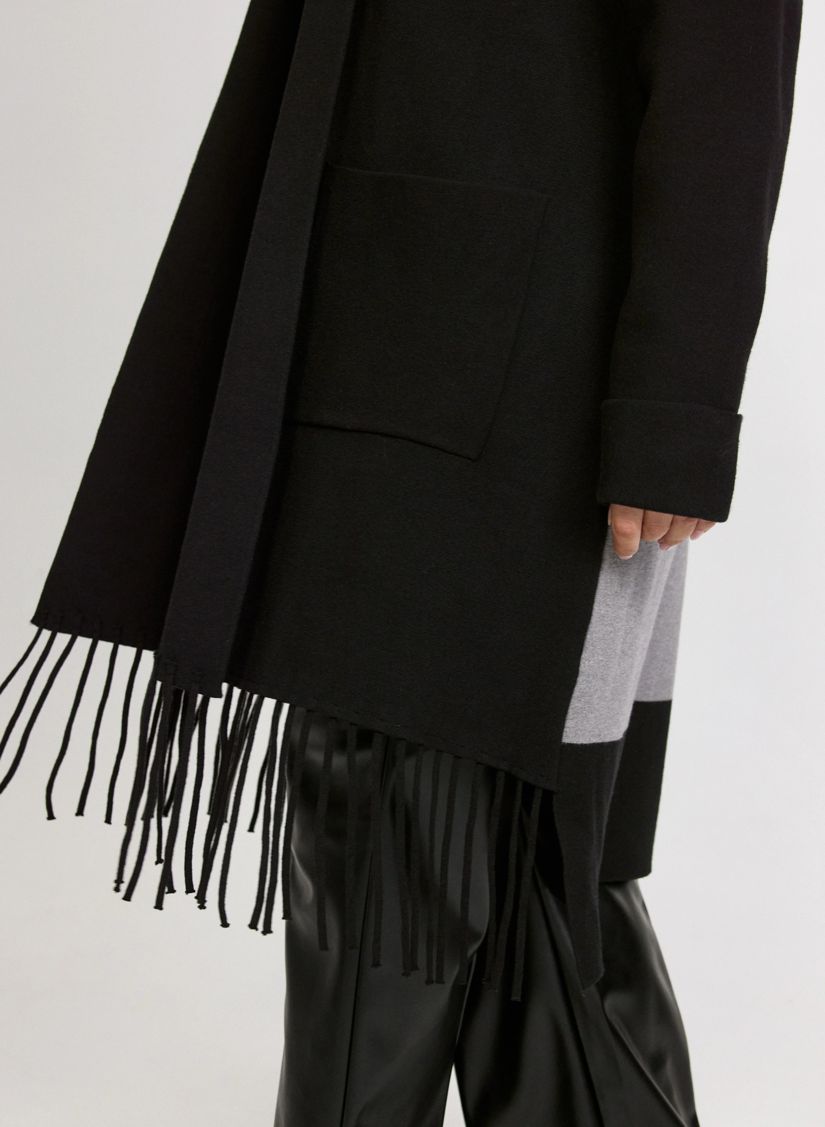 Fringe Colour Block Cardigan - Image 5