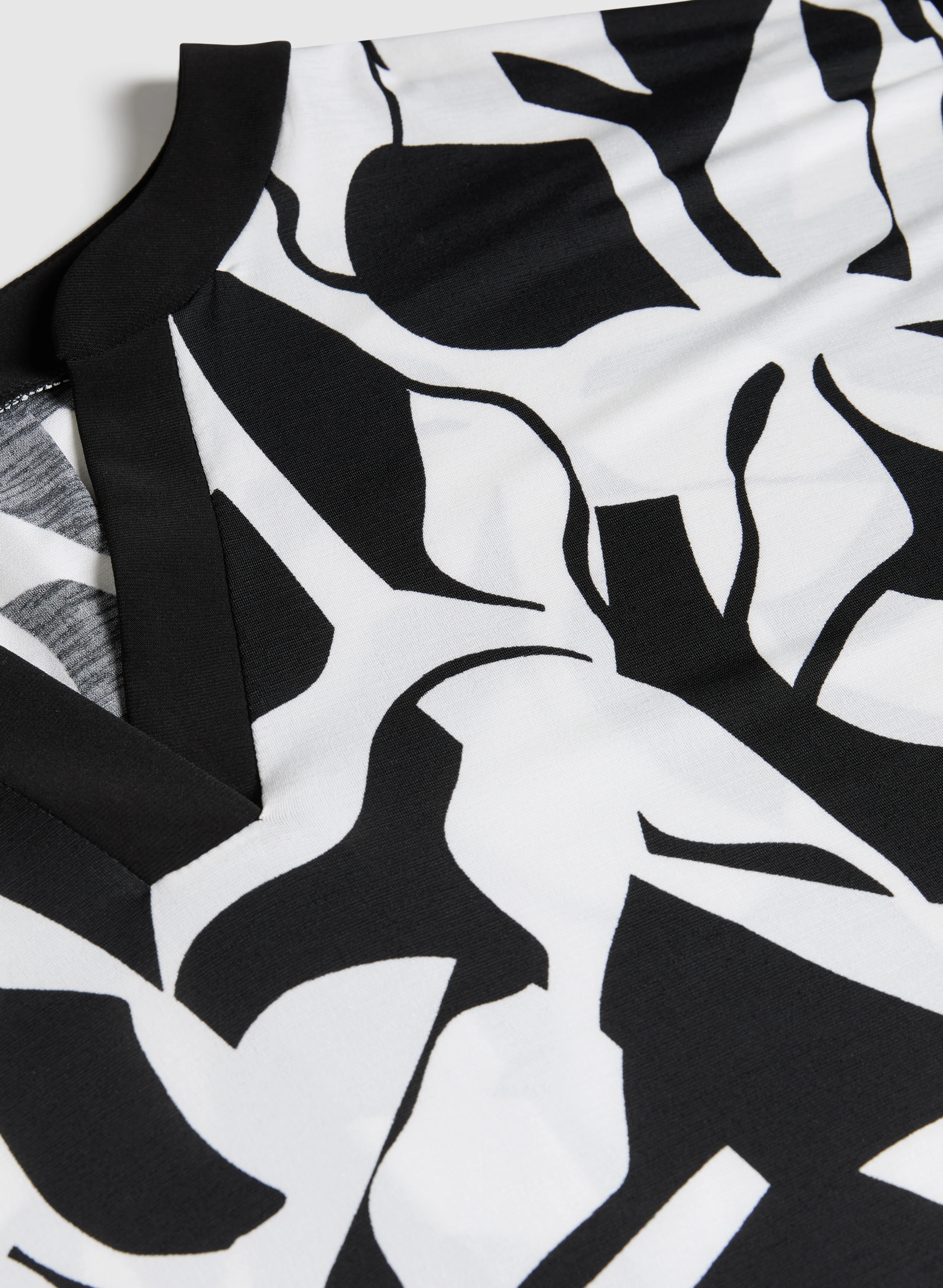 Geometric Colour Block Top - Image 7