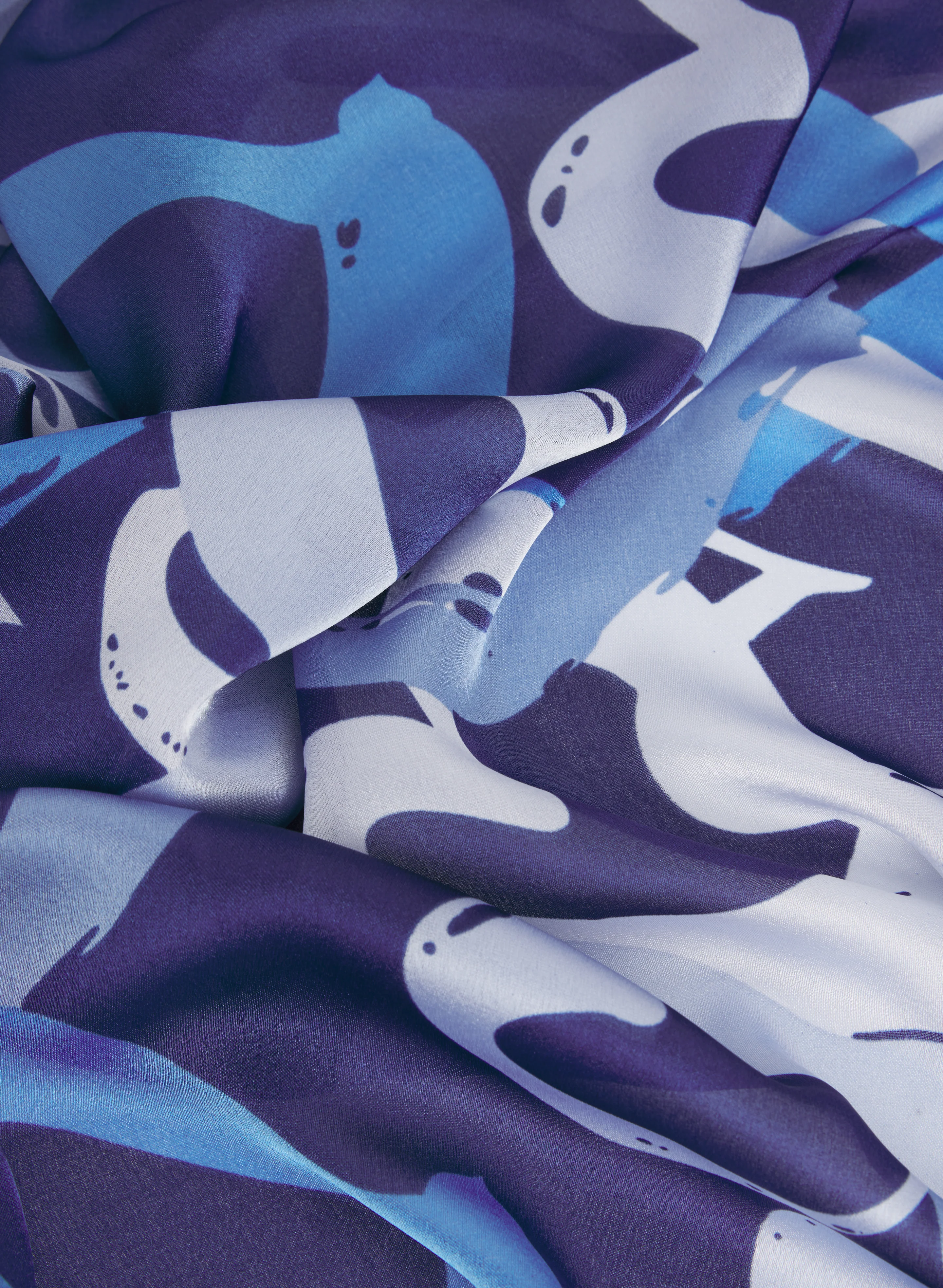 Heart Print Scarf - Image 3