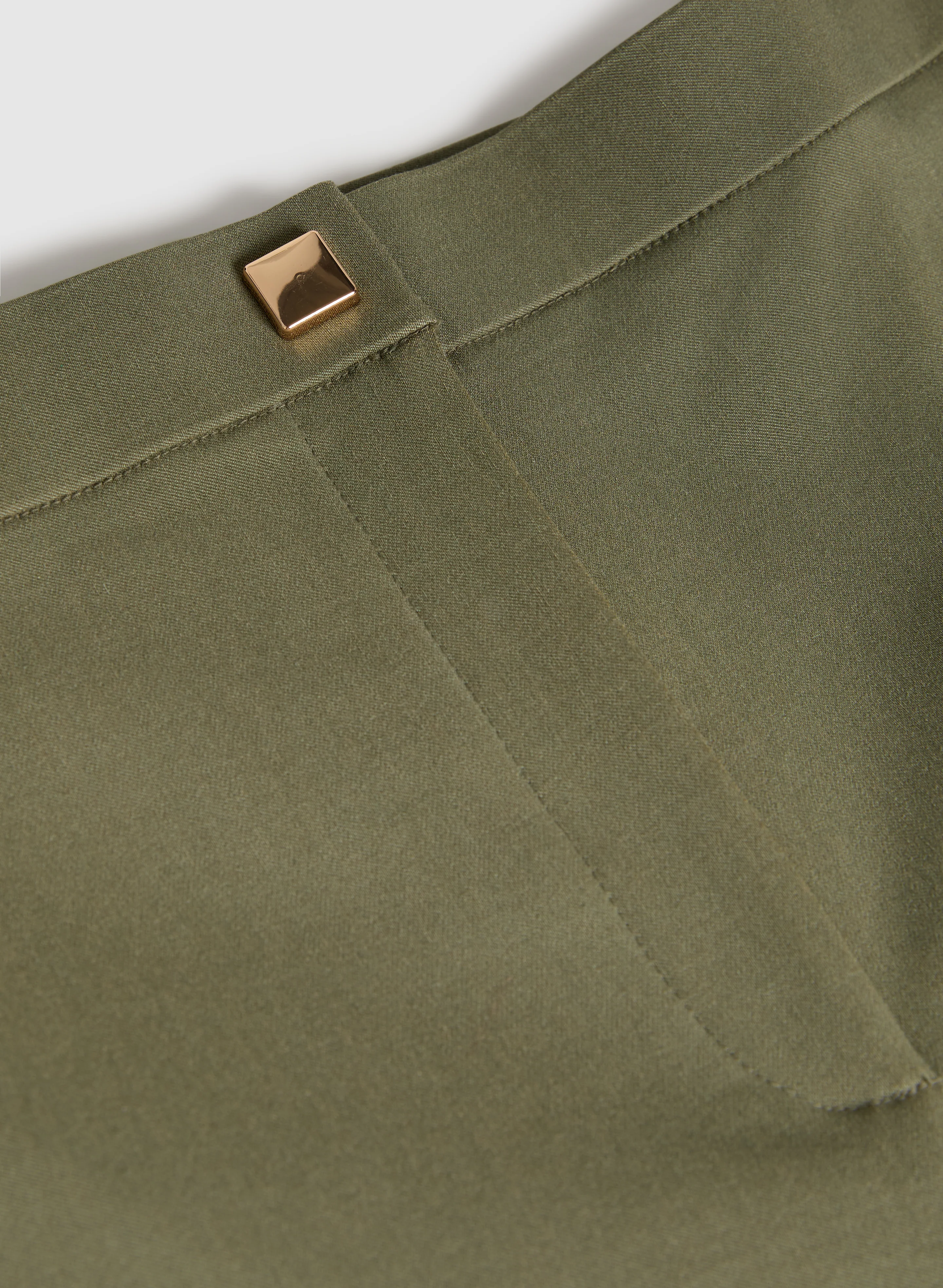 High-Rise Bengaline Capris - Image 7