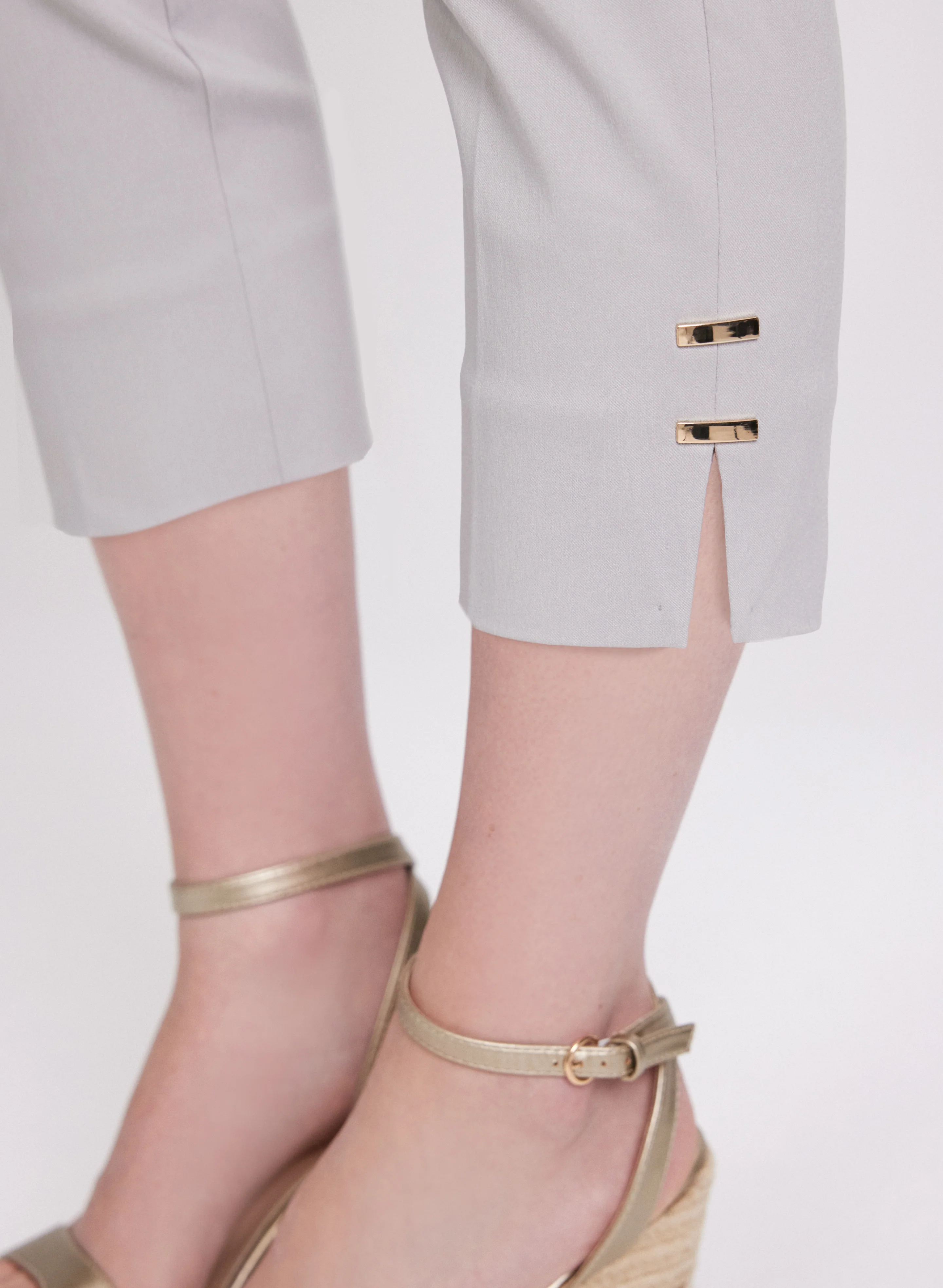 High-Rise Bengaline Capris - Image 2