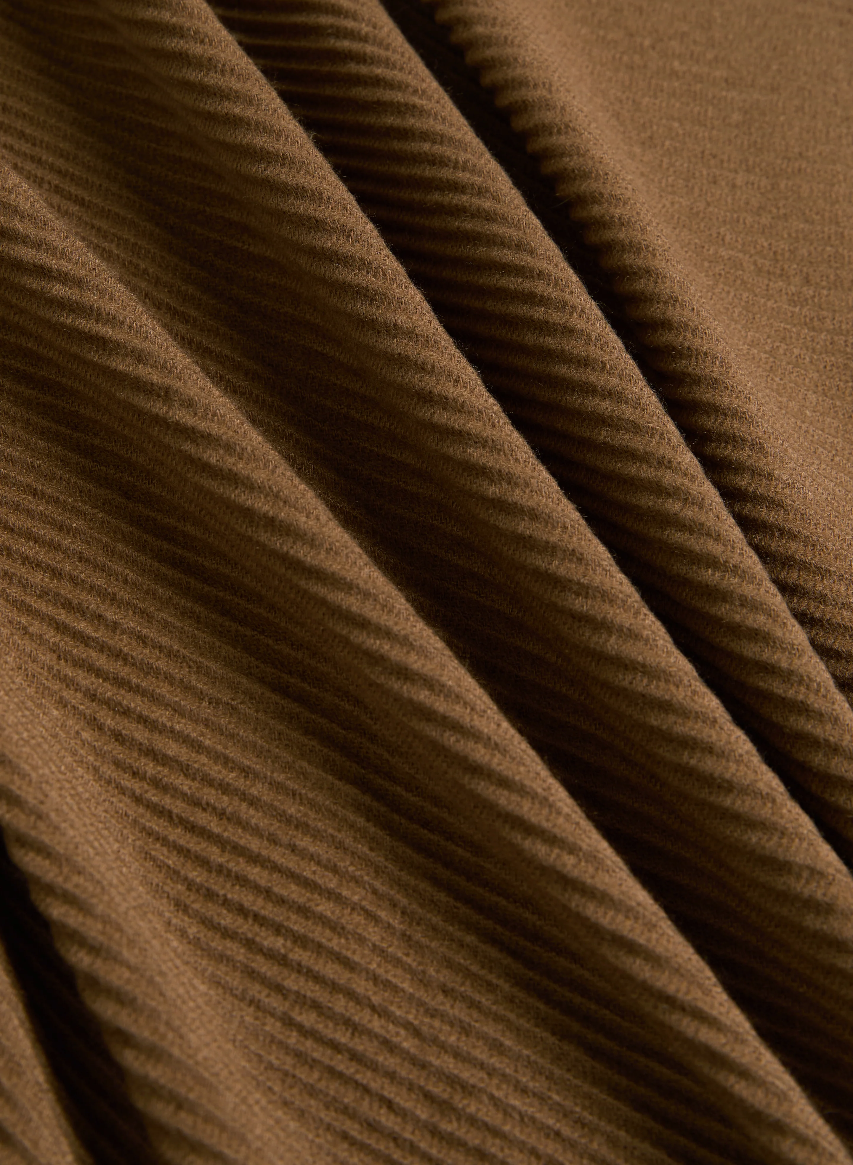 Pleated Knit Scarf - Image 2