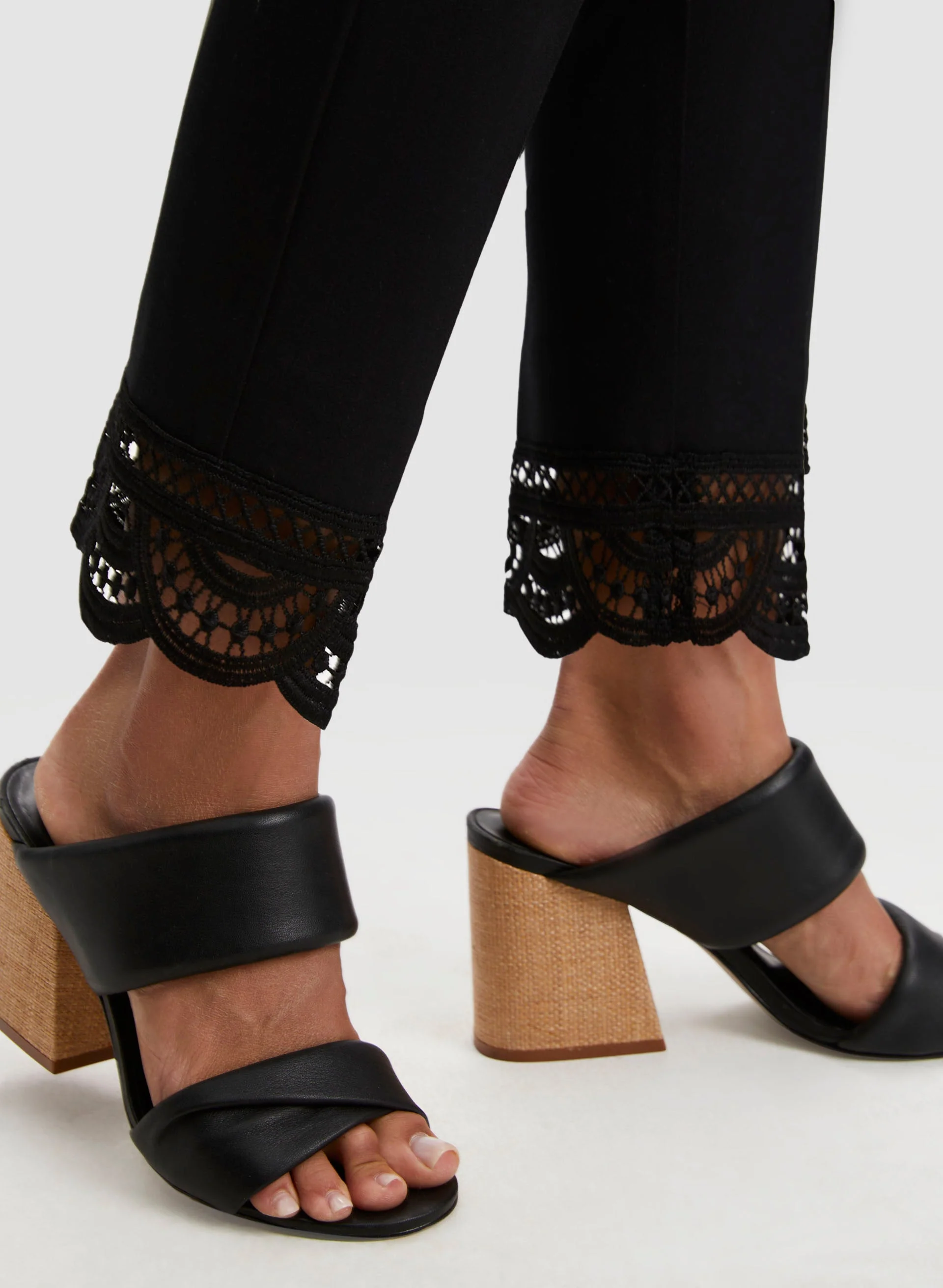 Lace Detail Pull-on Pants - Image 4