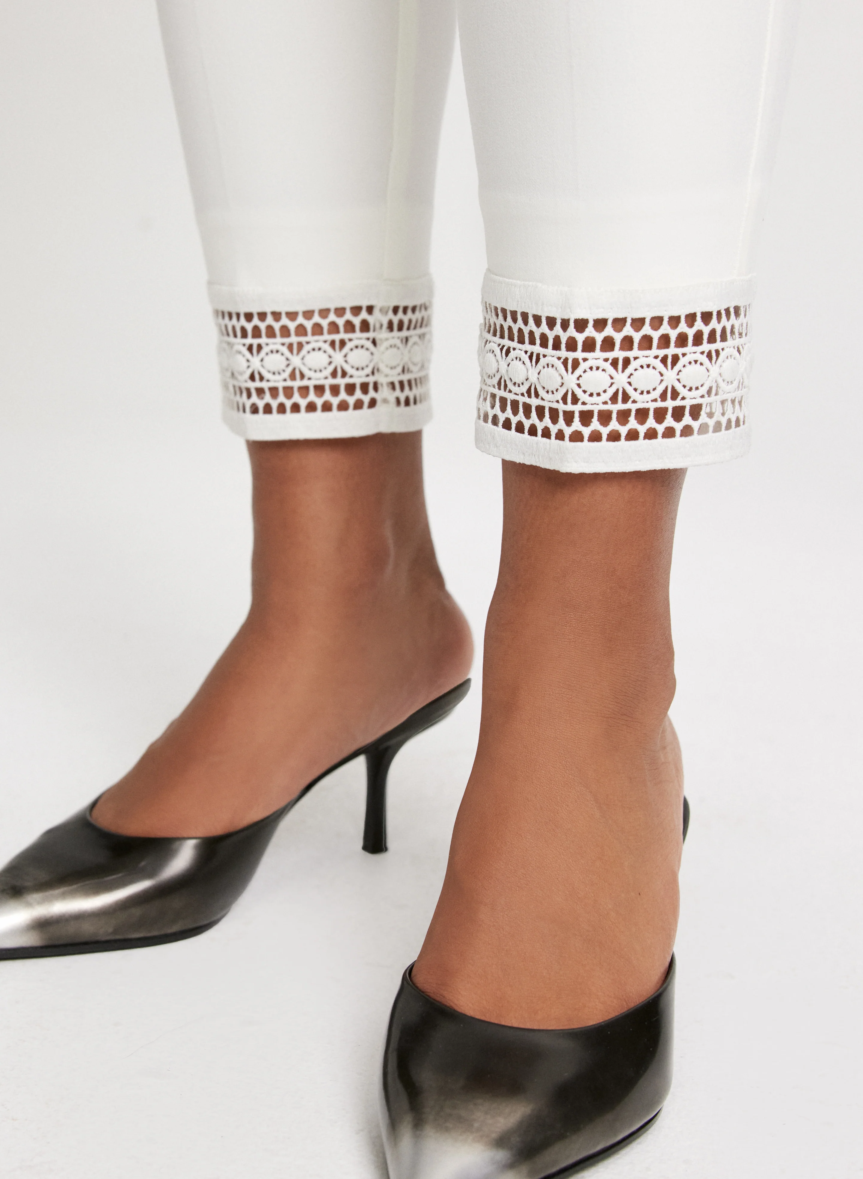 Lace Hem Pull-On Ankle Pants - Image 5