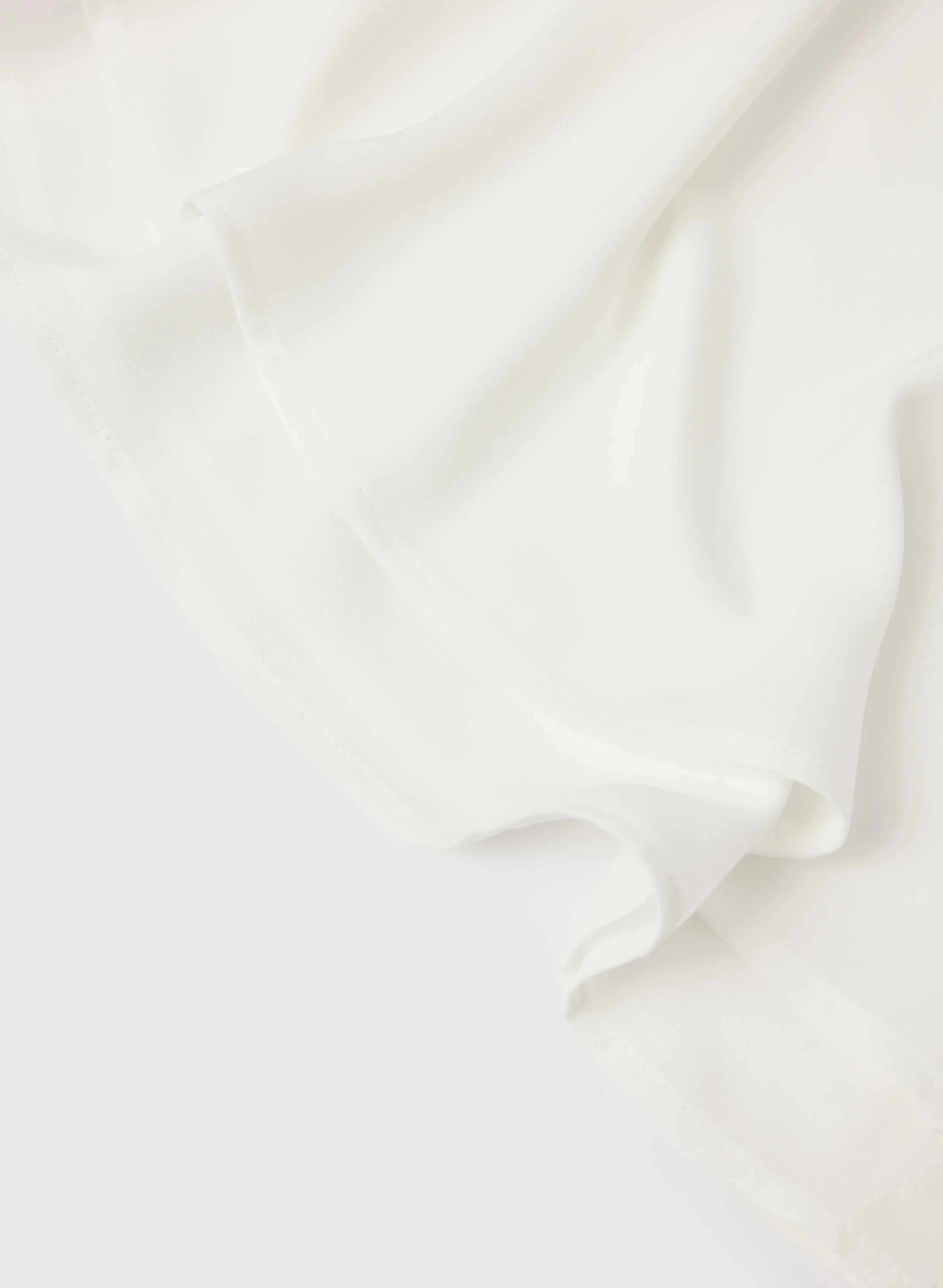 Layered Sleeveless Blouse - Image 12