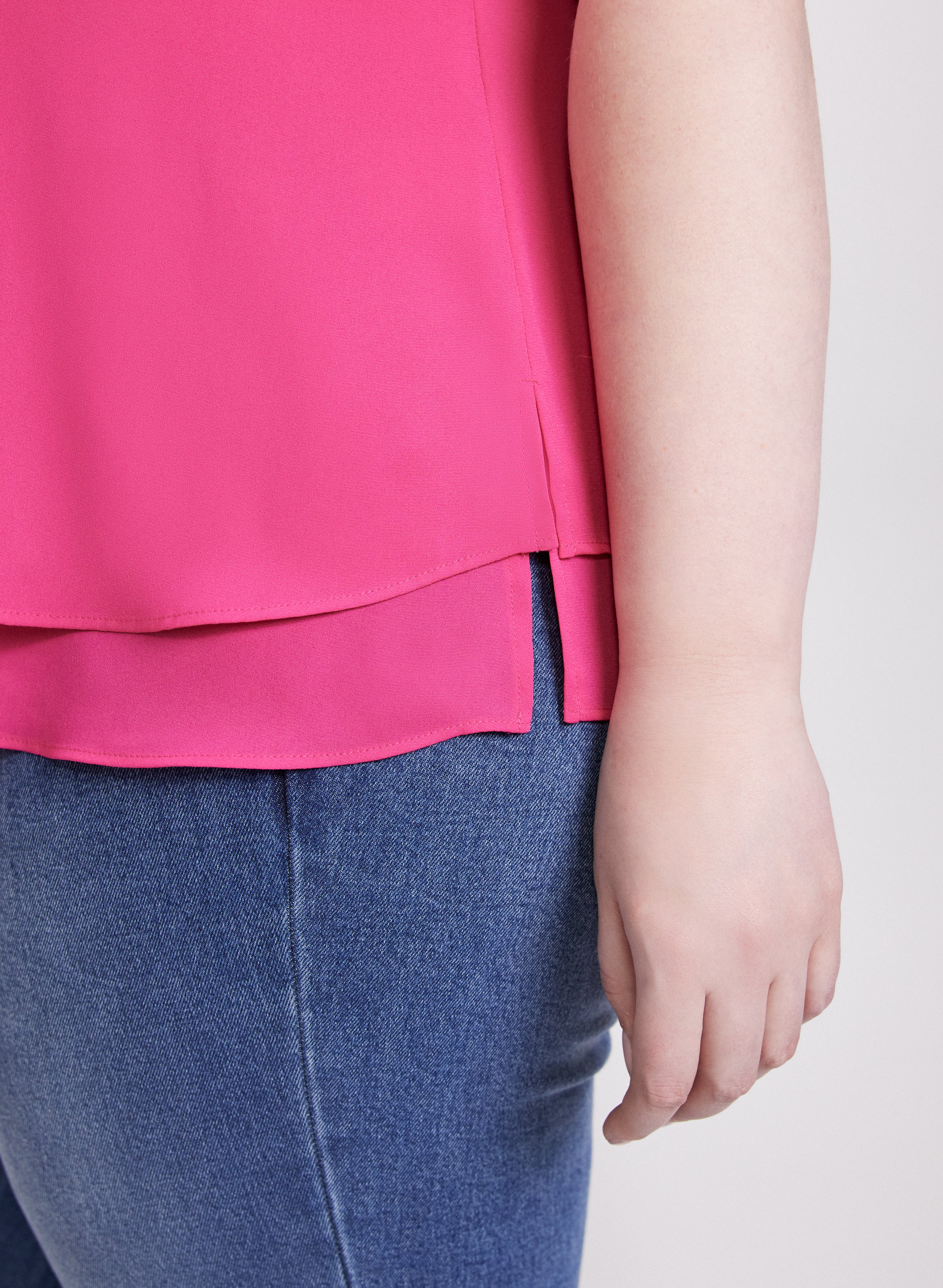Layered Sleeveless Blouse - Image 5