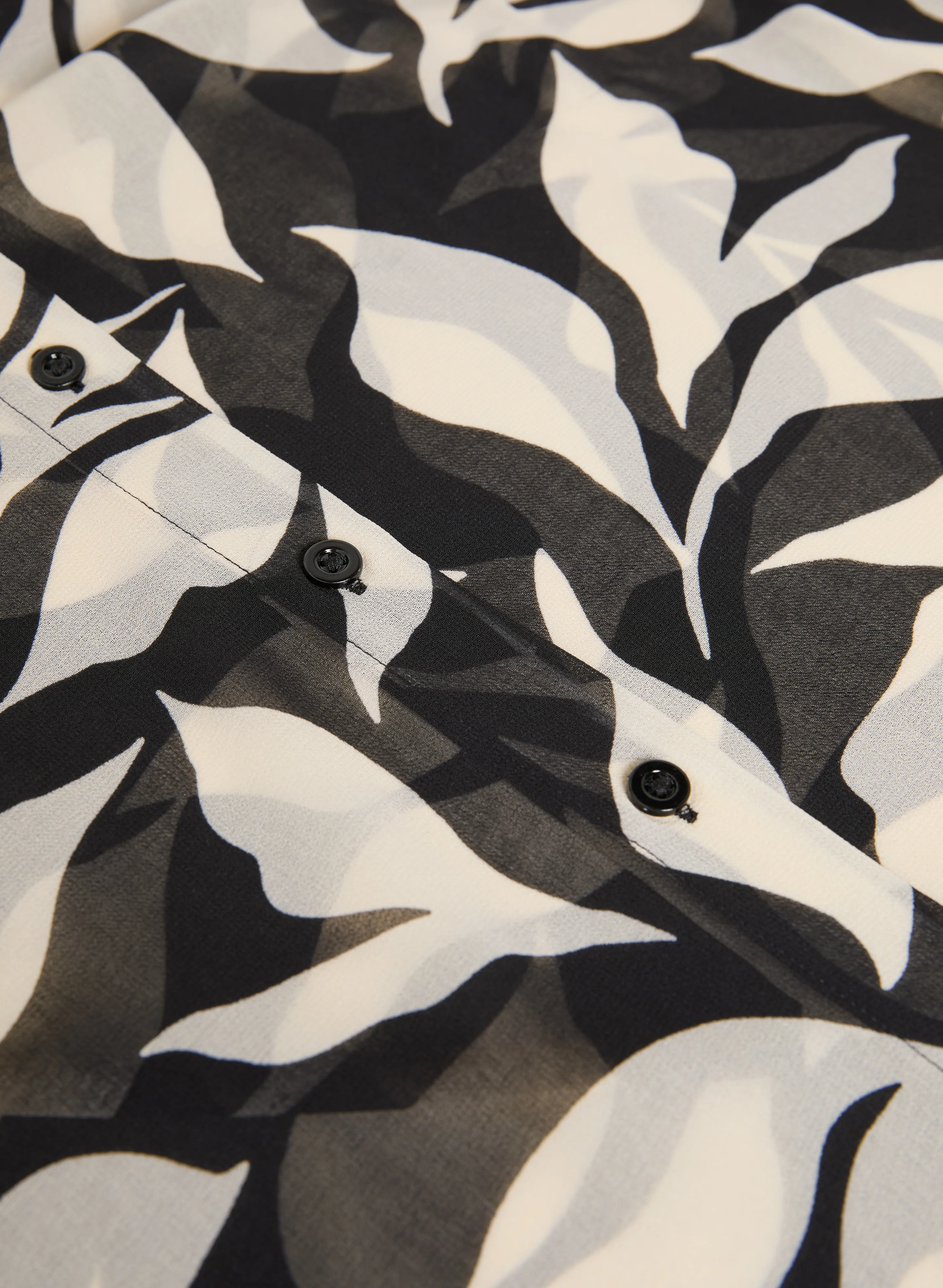 Leaf Print Button-Down Tunic Blouse - Image 7
