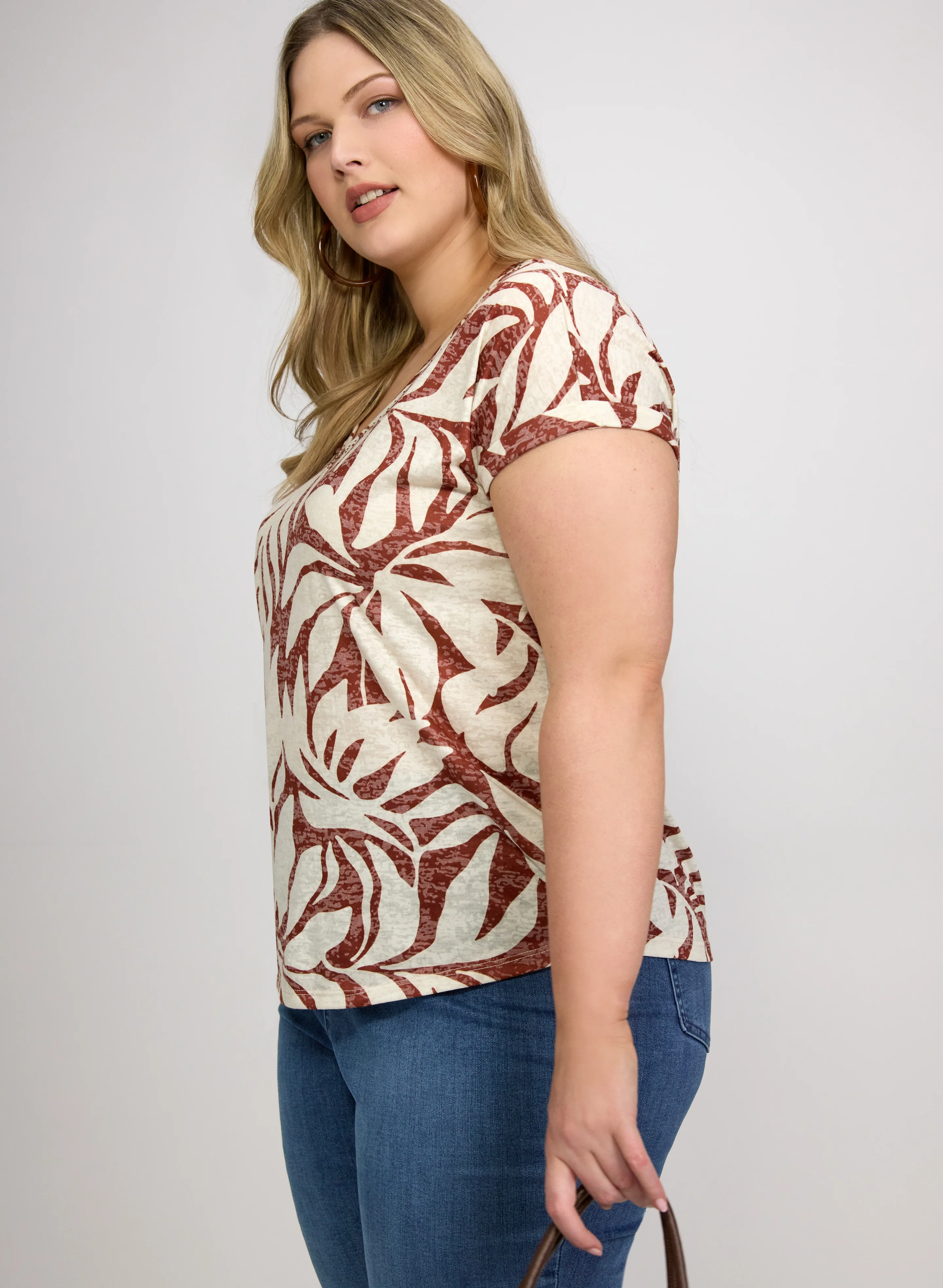 Leaf Print T-Shirt - Image 4