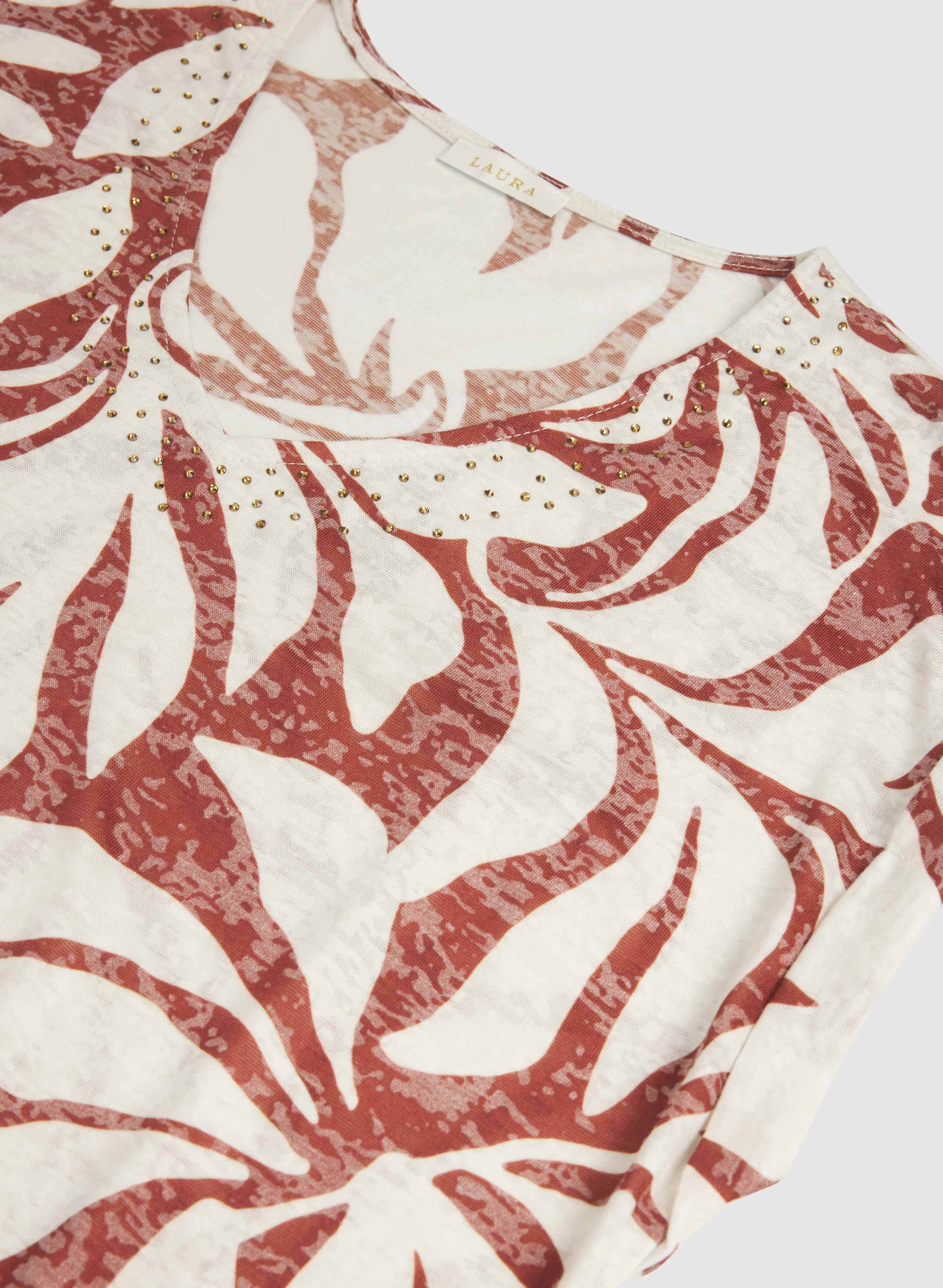 Leaf Print T-Shirt - Image 7