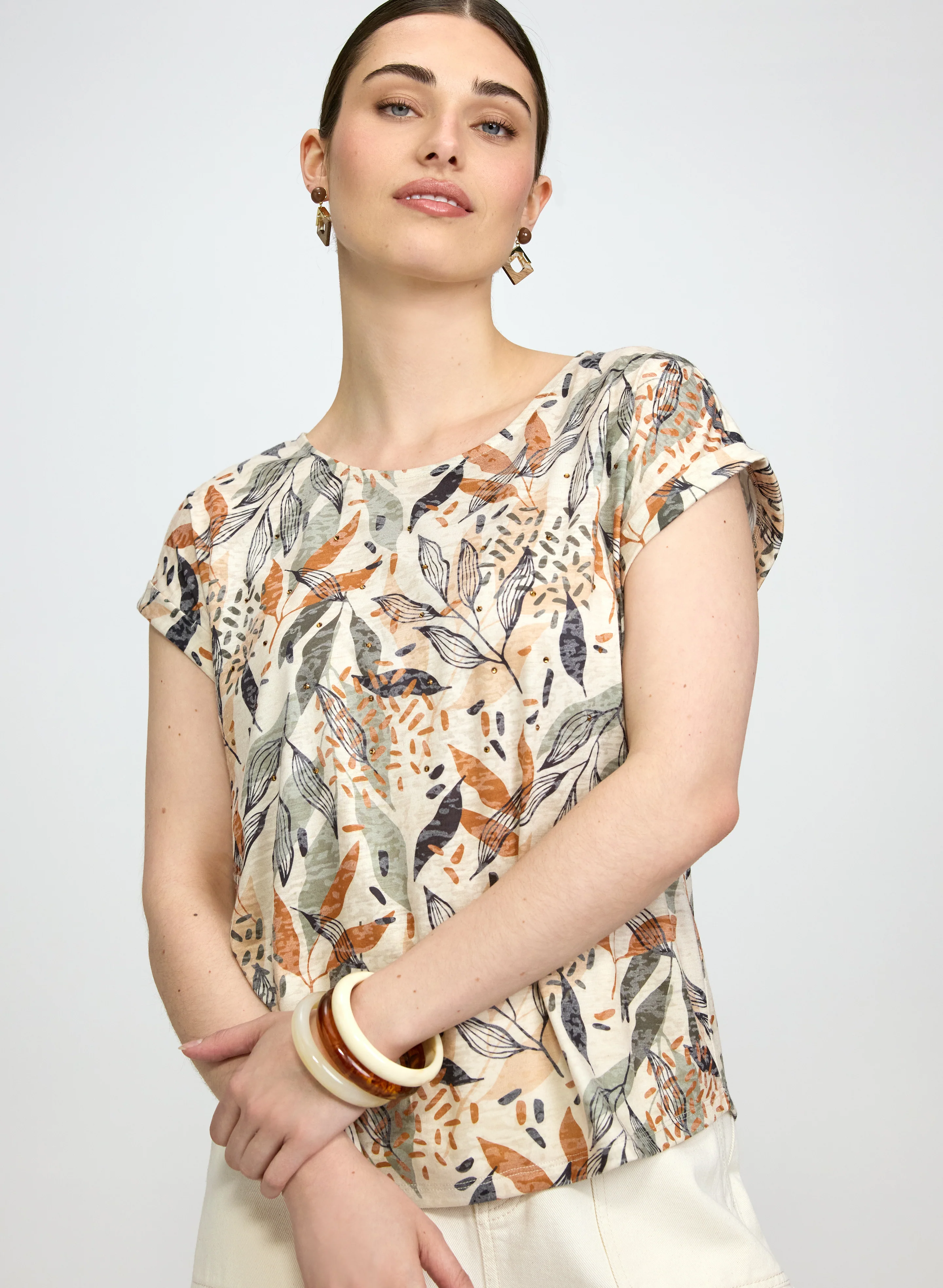 Leaf Print T-Shirt - Image 7