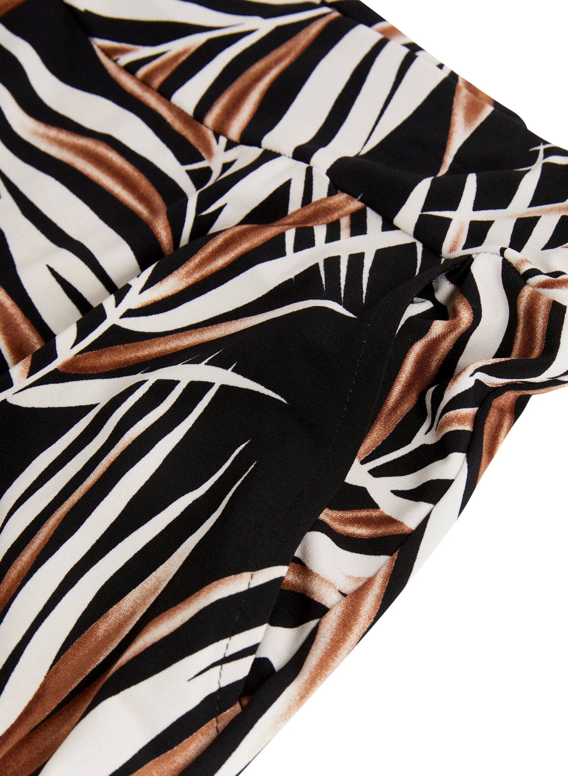 Leaf Print Wide Leg Pants - Image 7