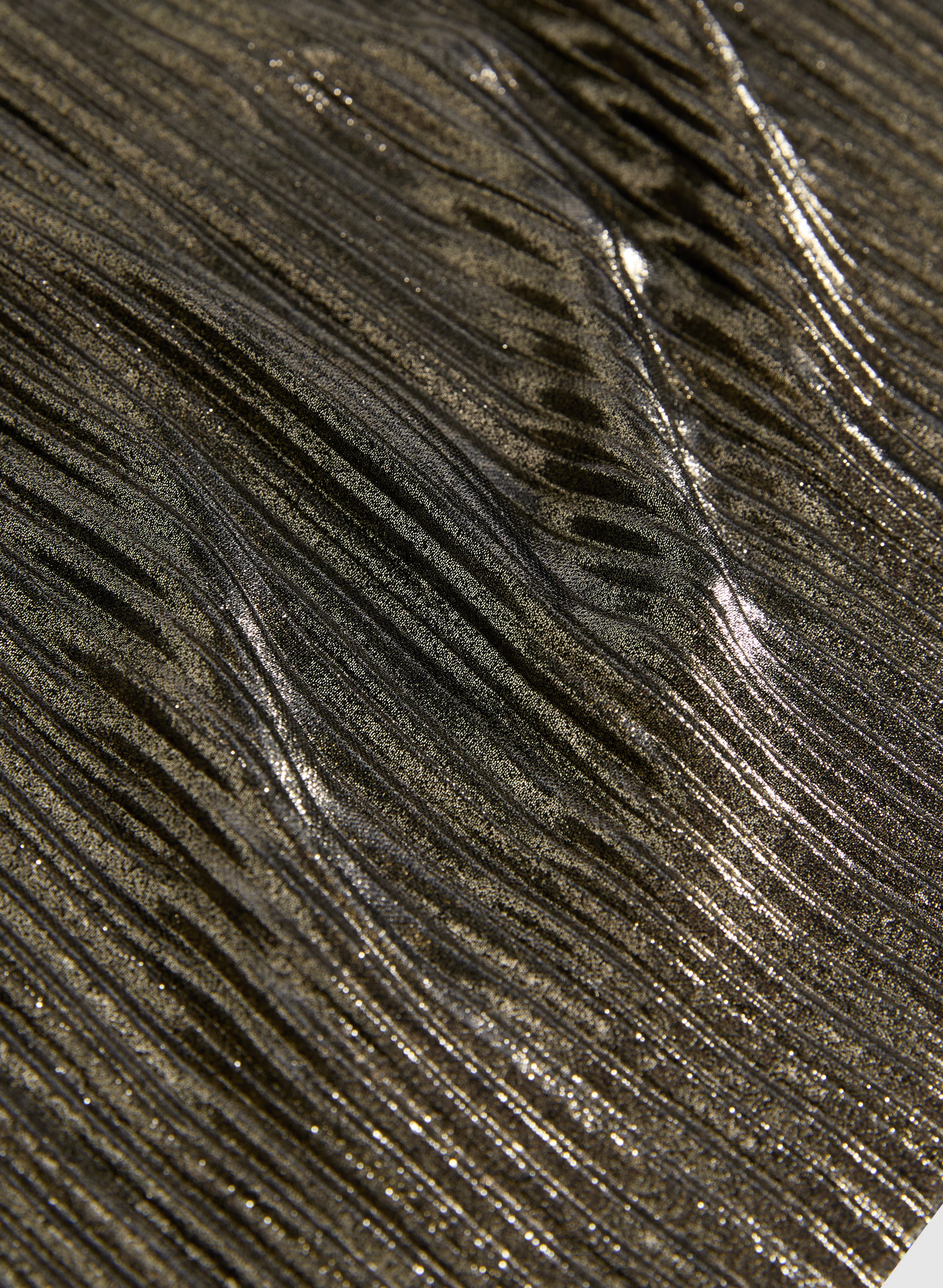 Metallic Plissé Top - Image 6