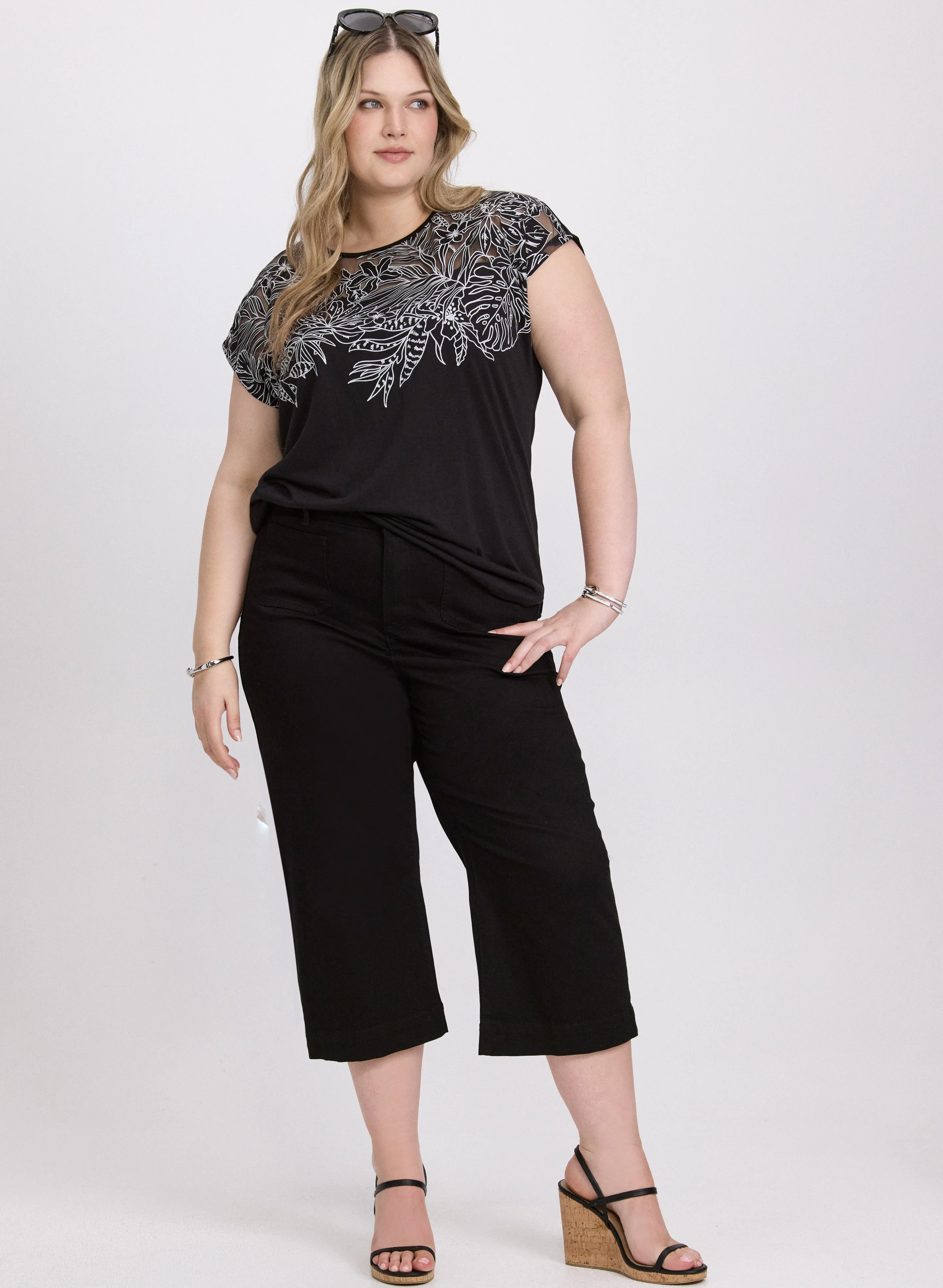 Mixed Floral T-Shirt - Image 3