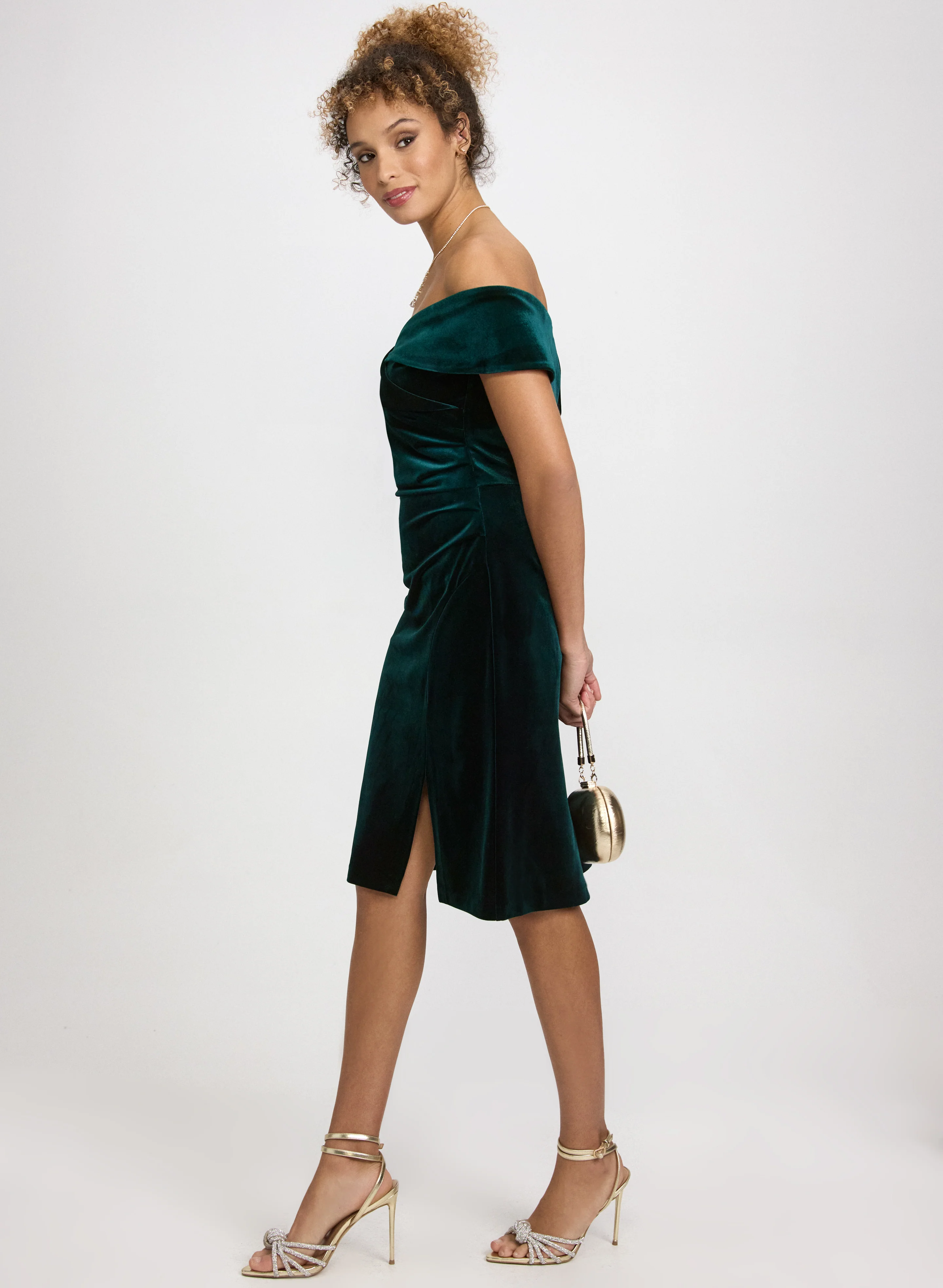 Off-The-Shoulder Velvet Dress - Image 3