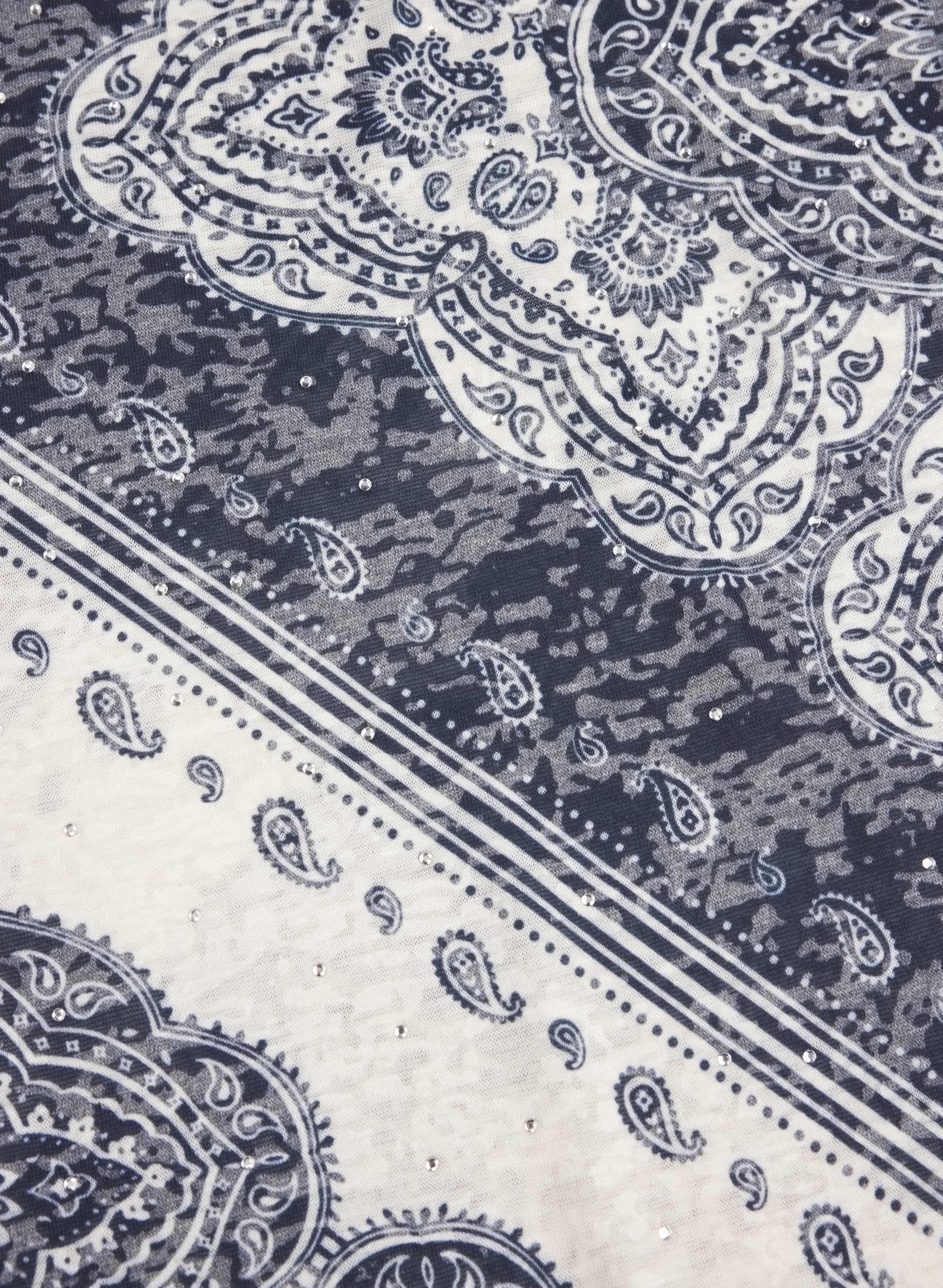 Paisley Print T-Shirt - Image 7