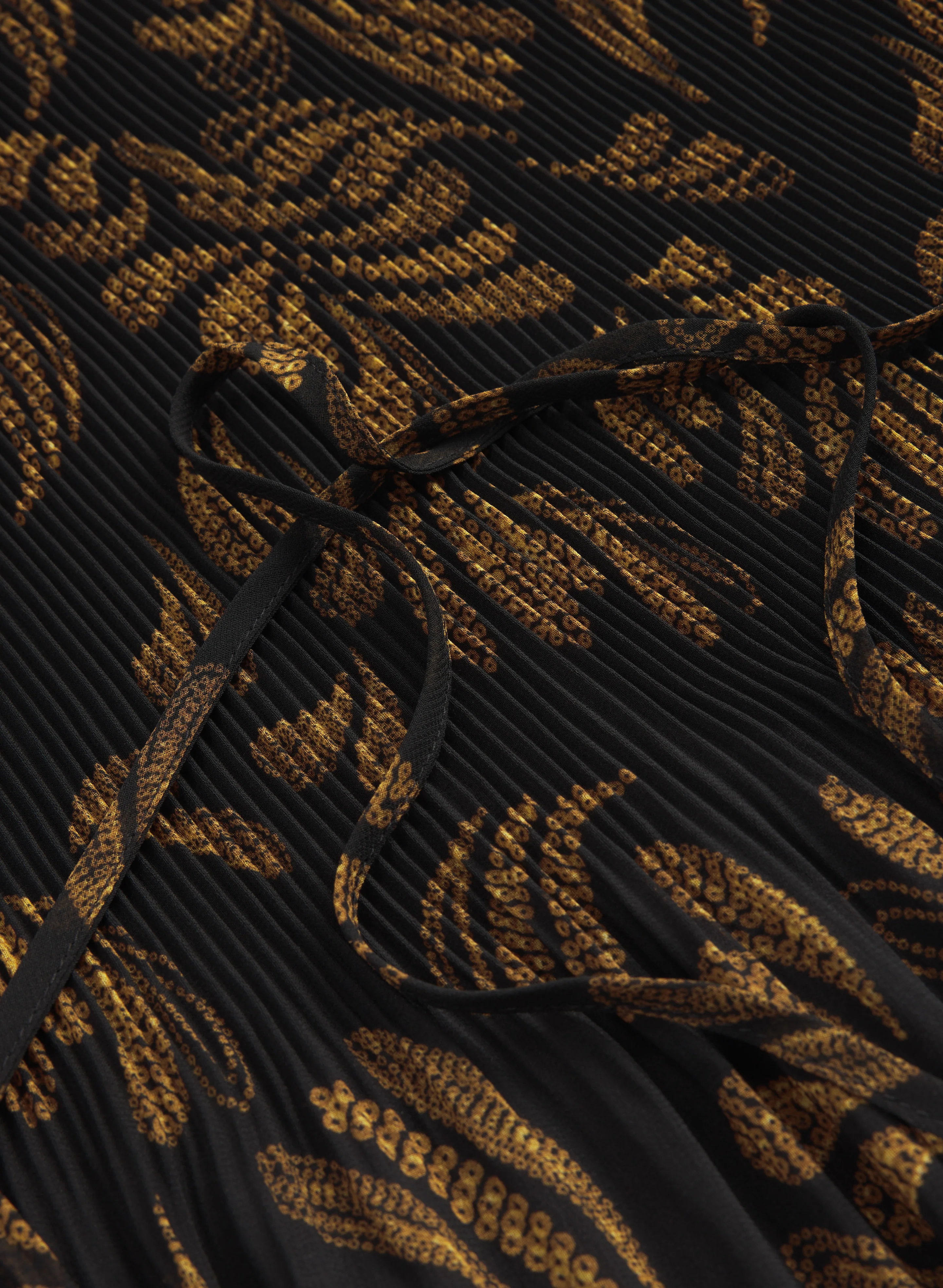 Pleated Paisley Dress - Image 7