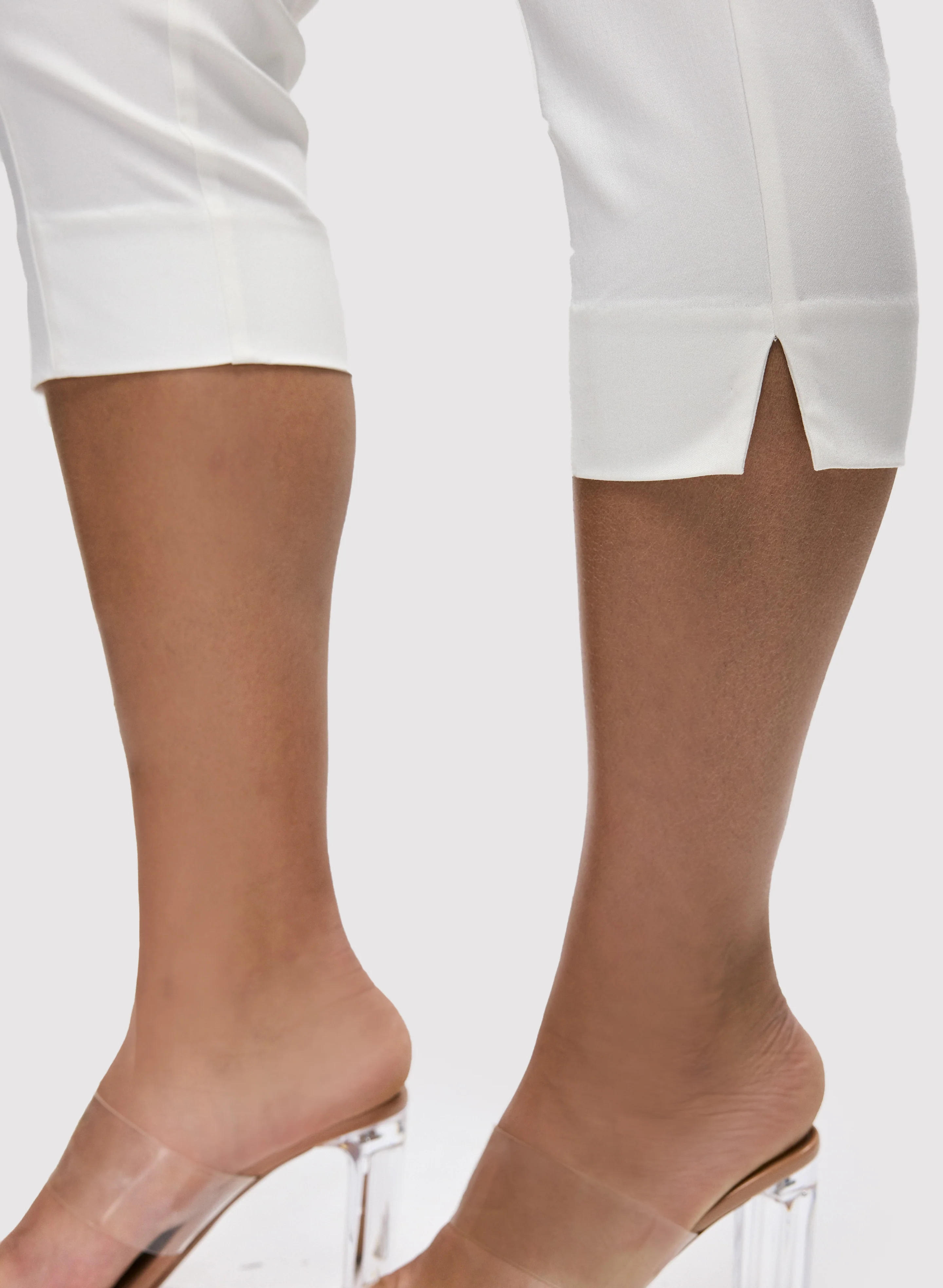 Straight Leg Pull-On Capris - Image 5