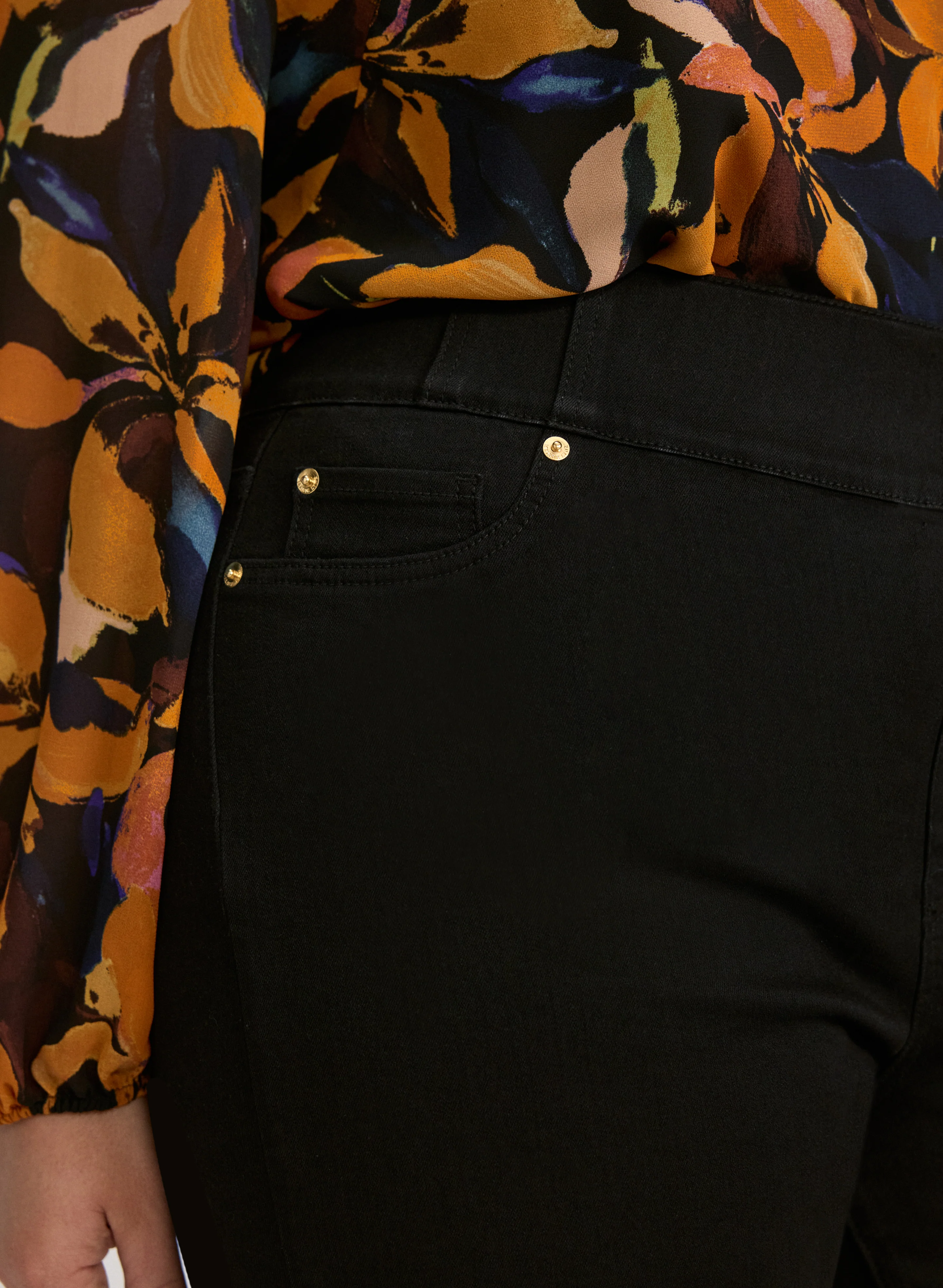 Pull-On Flare-Leg Jeans - Image 5