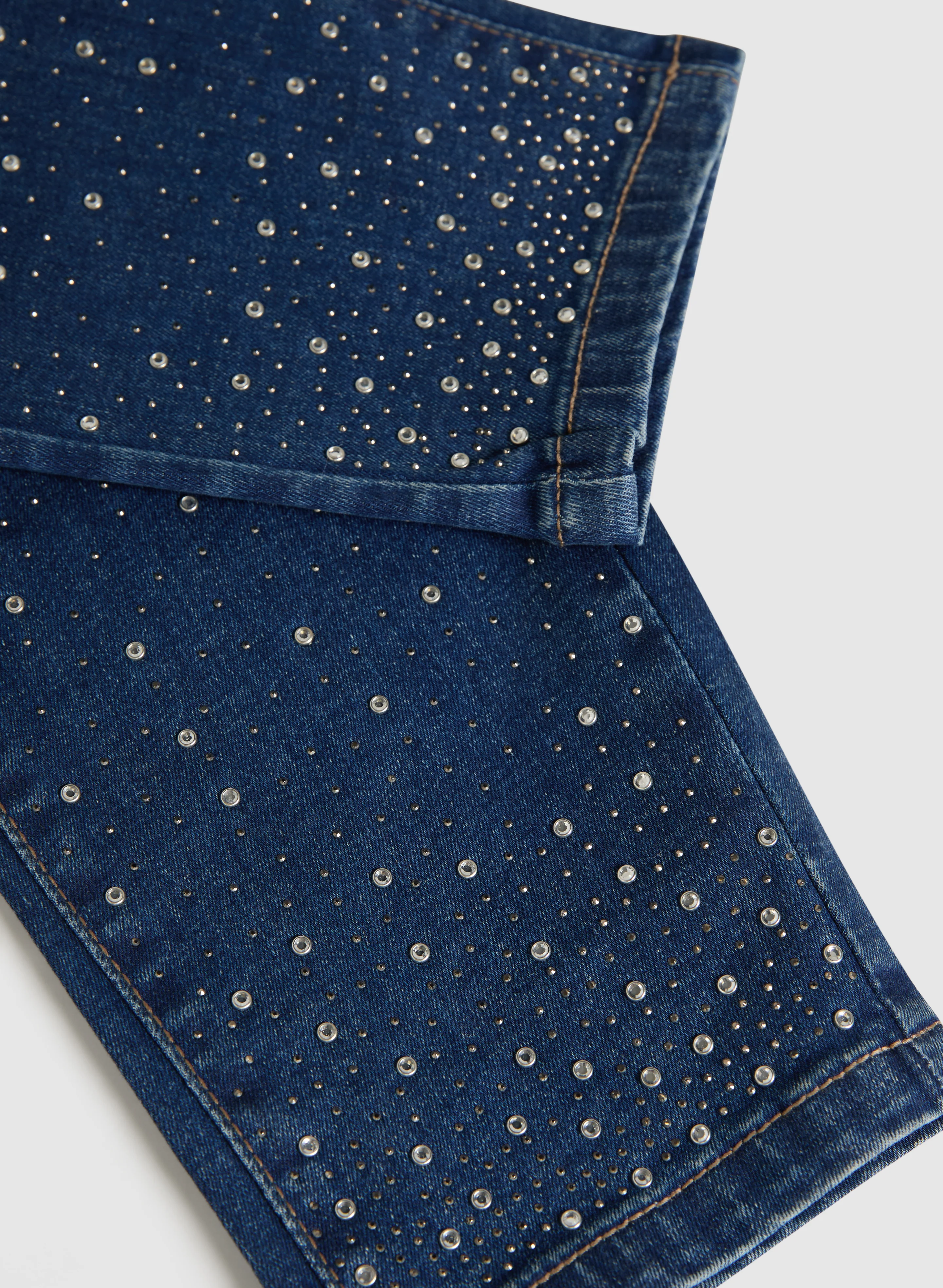 Rhinestone Embellished Slim Leg Jeans - Image 7